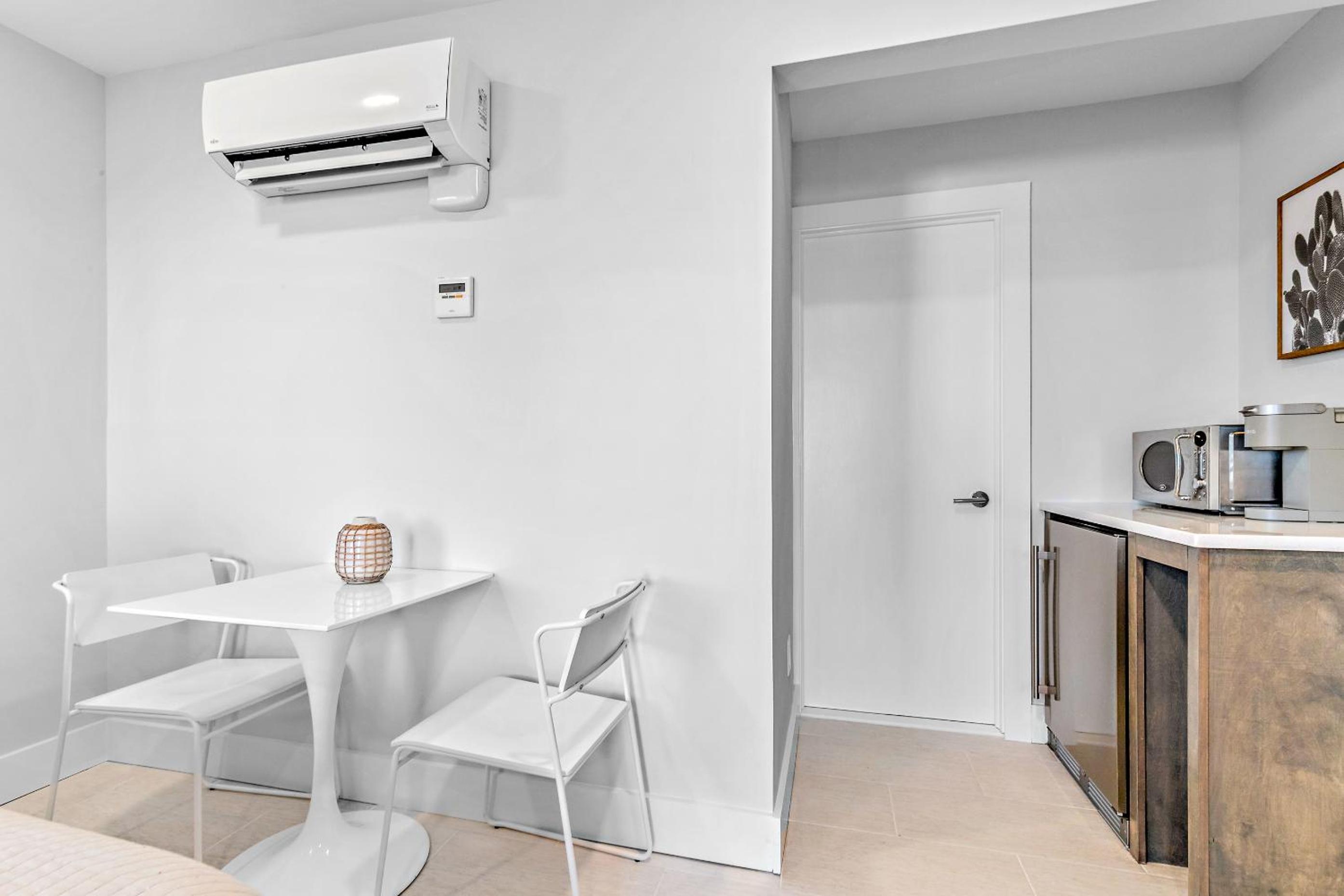 Junior Room photo 2