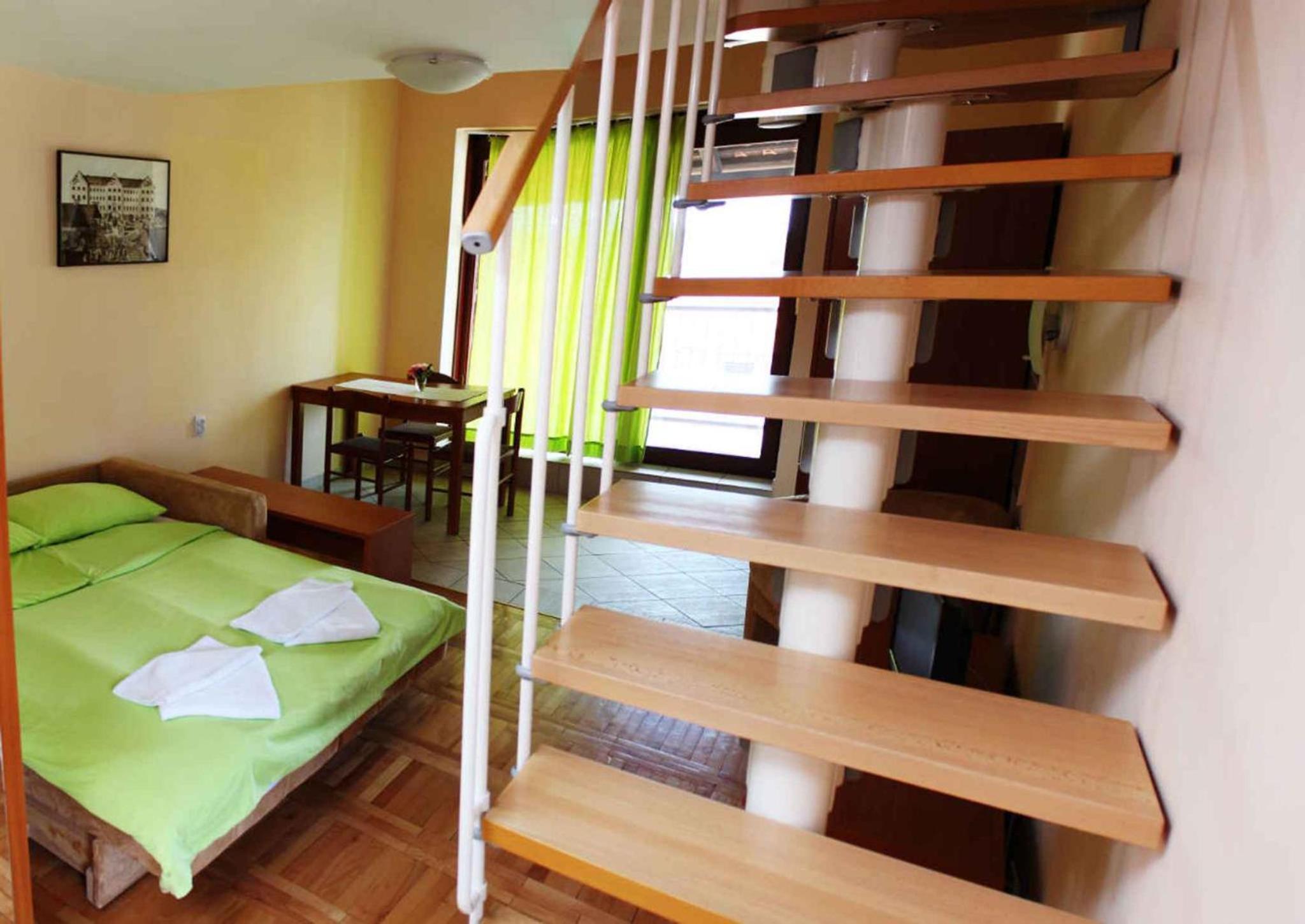 Apartment photo 1