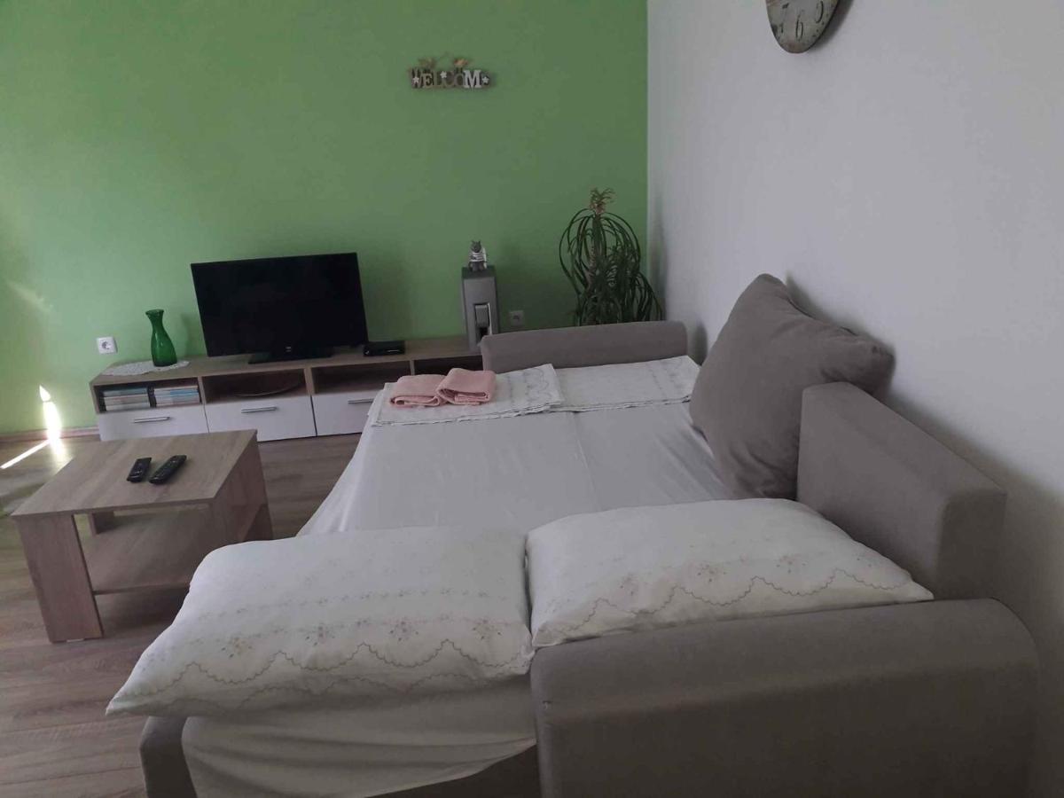 Apartment 2 photo 1