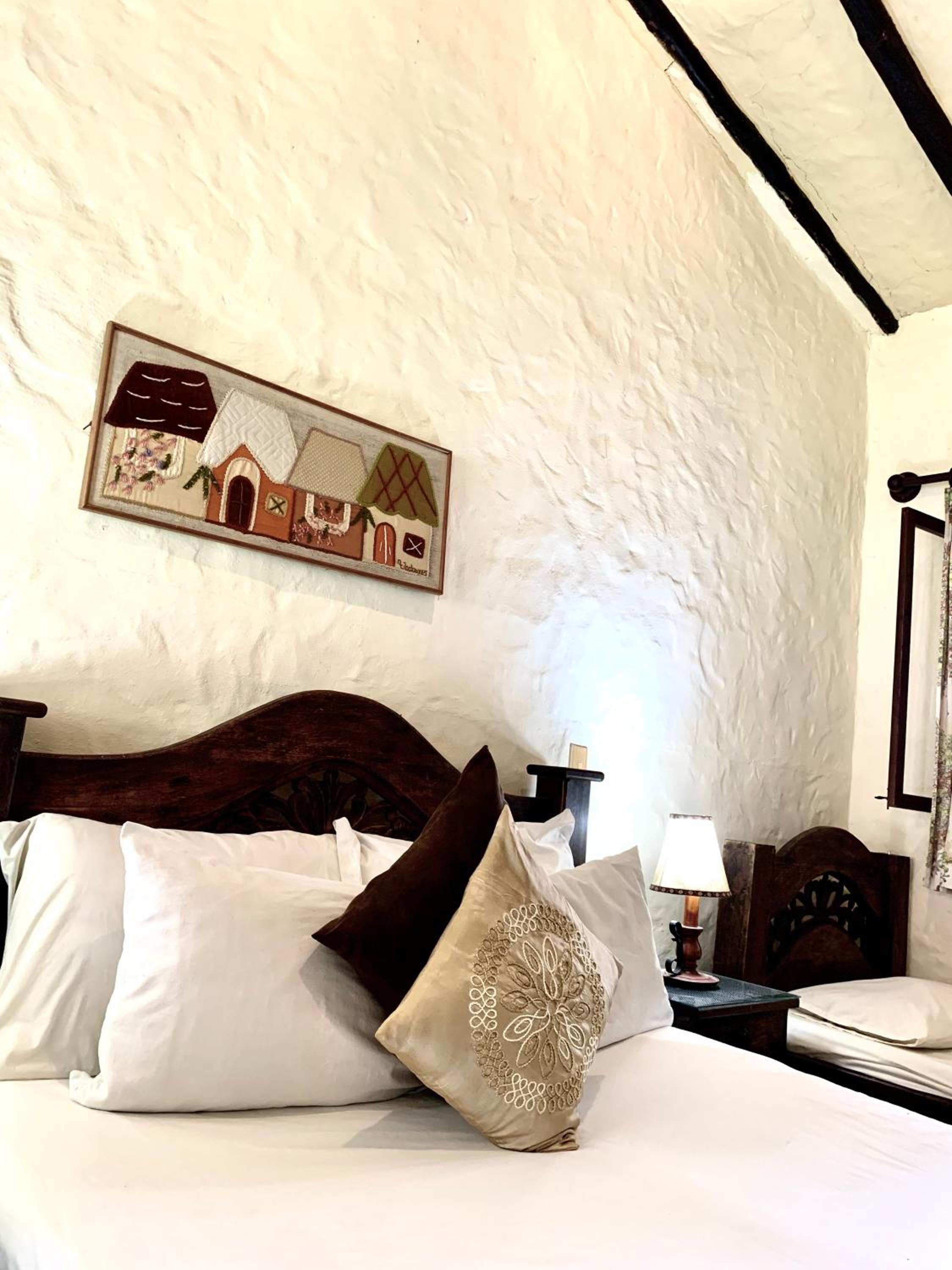 Quadruple Room with Private Bathroom