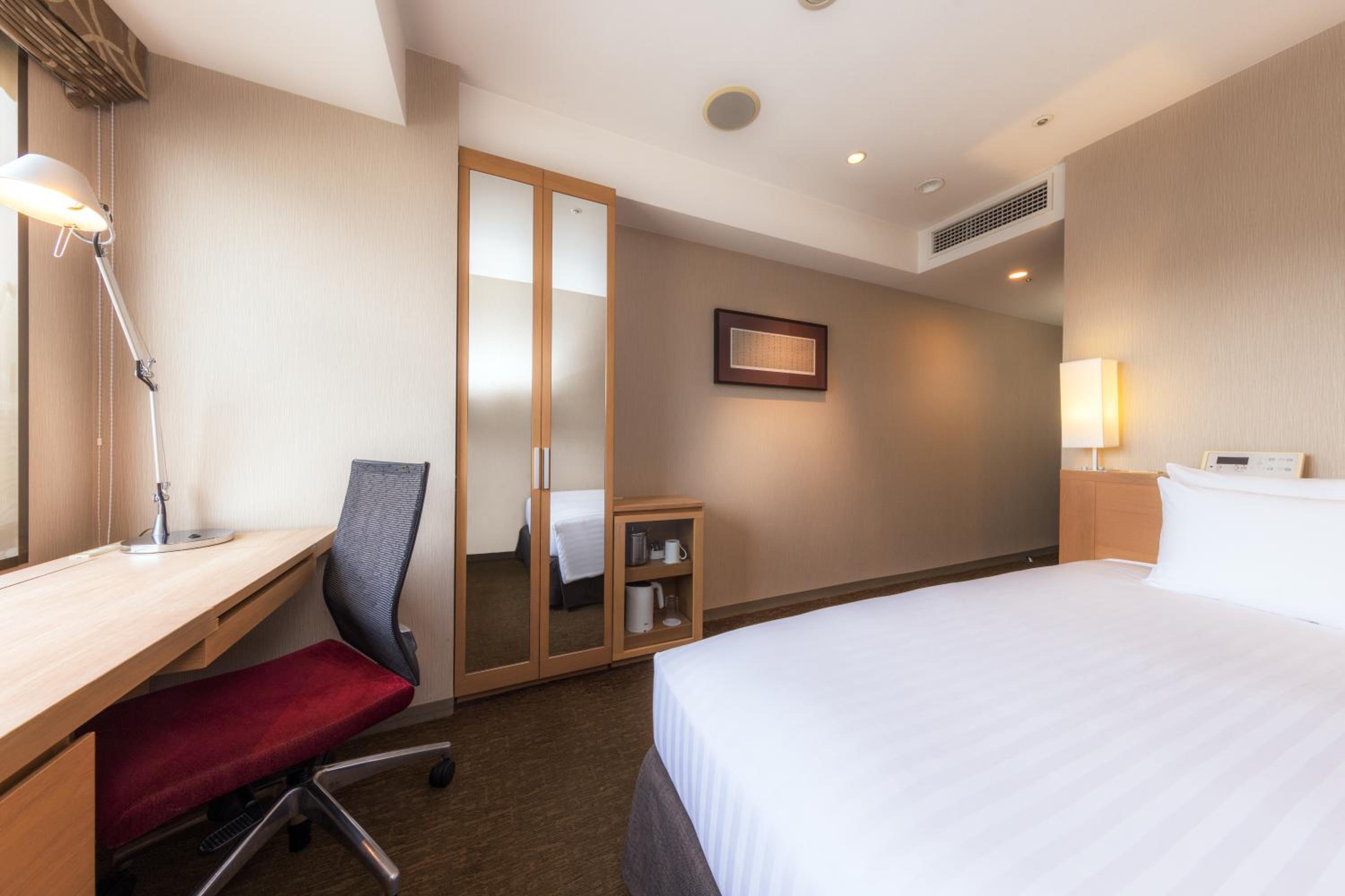 Standard Single Room - Smoking photo 2