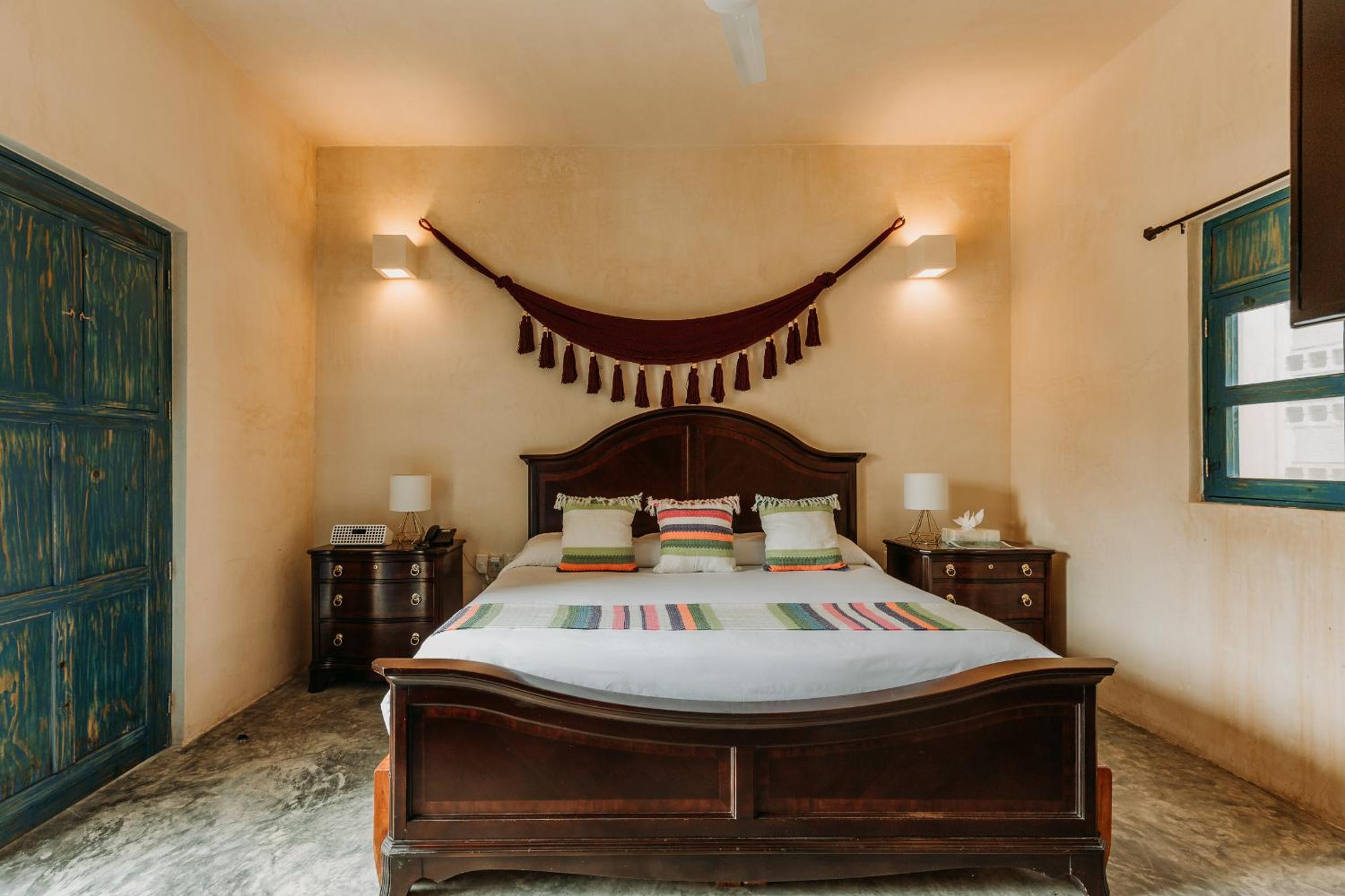 Junior Suite with Private Terrace thumbnail 5