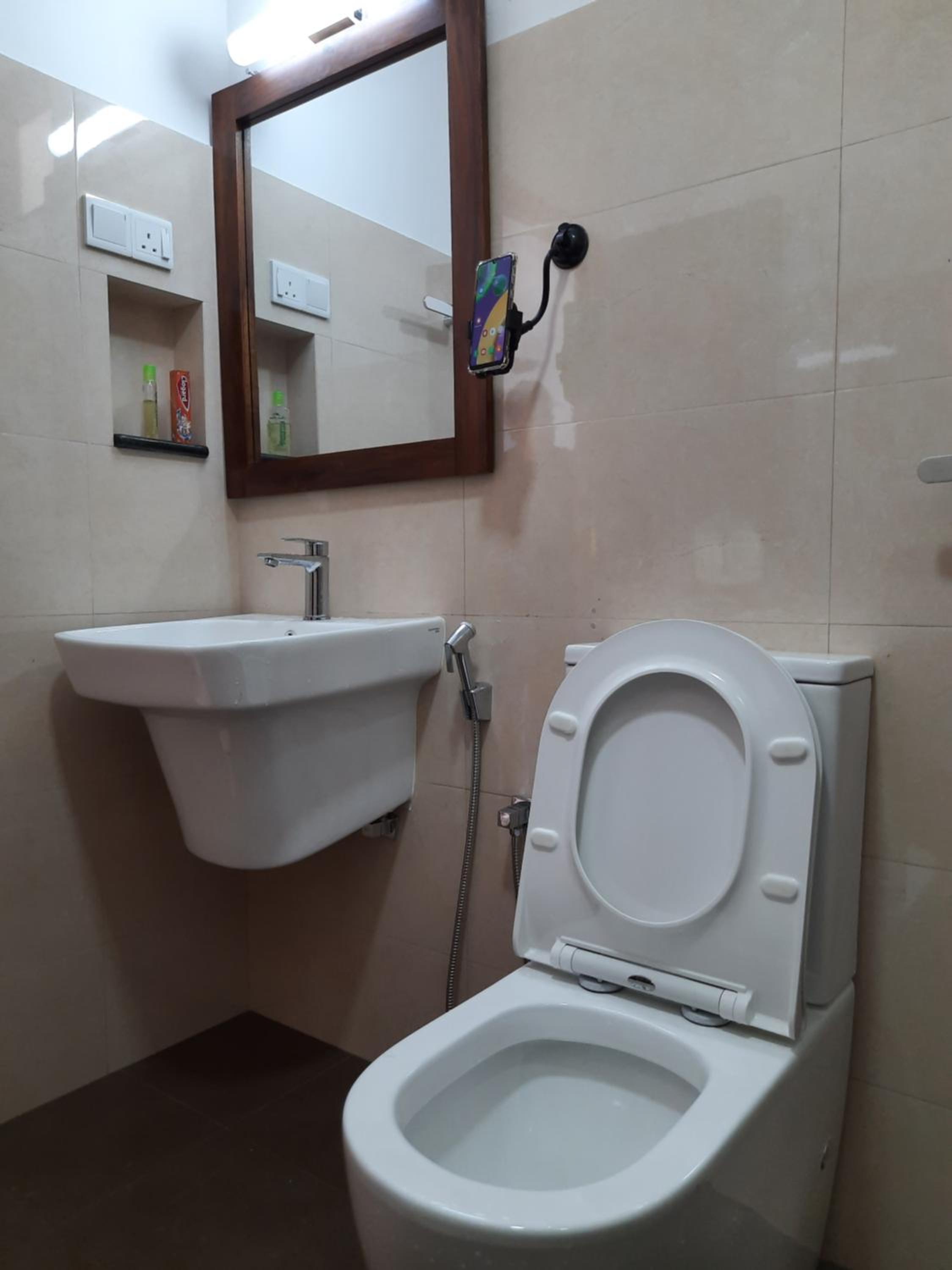 Budget Double Room photo 2
