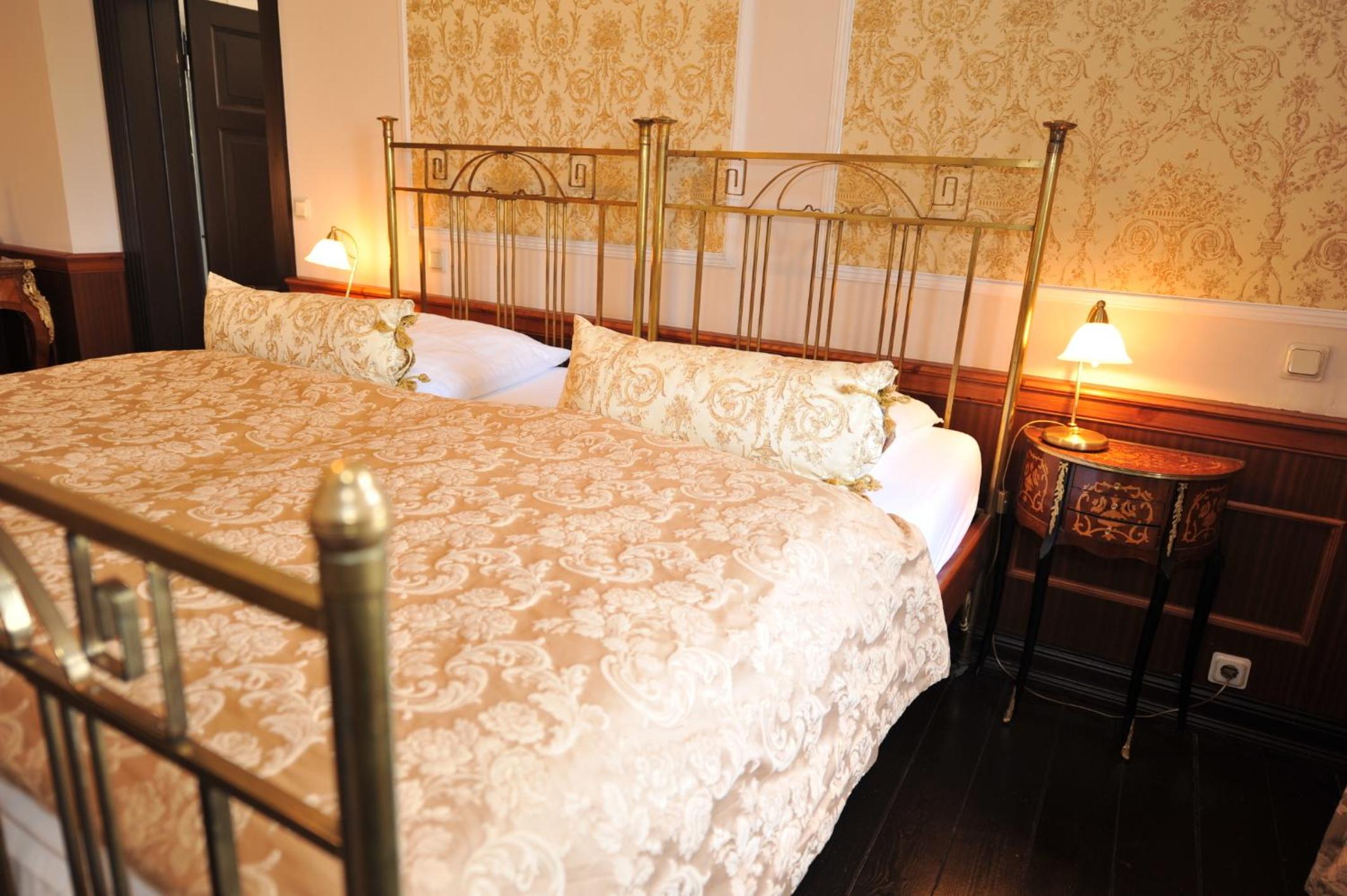 Deluxe Double Room with Bath