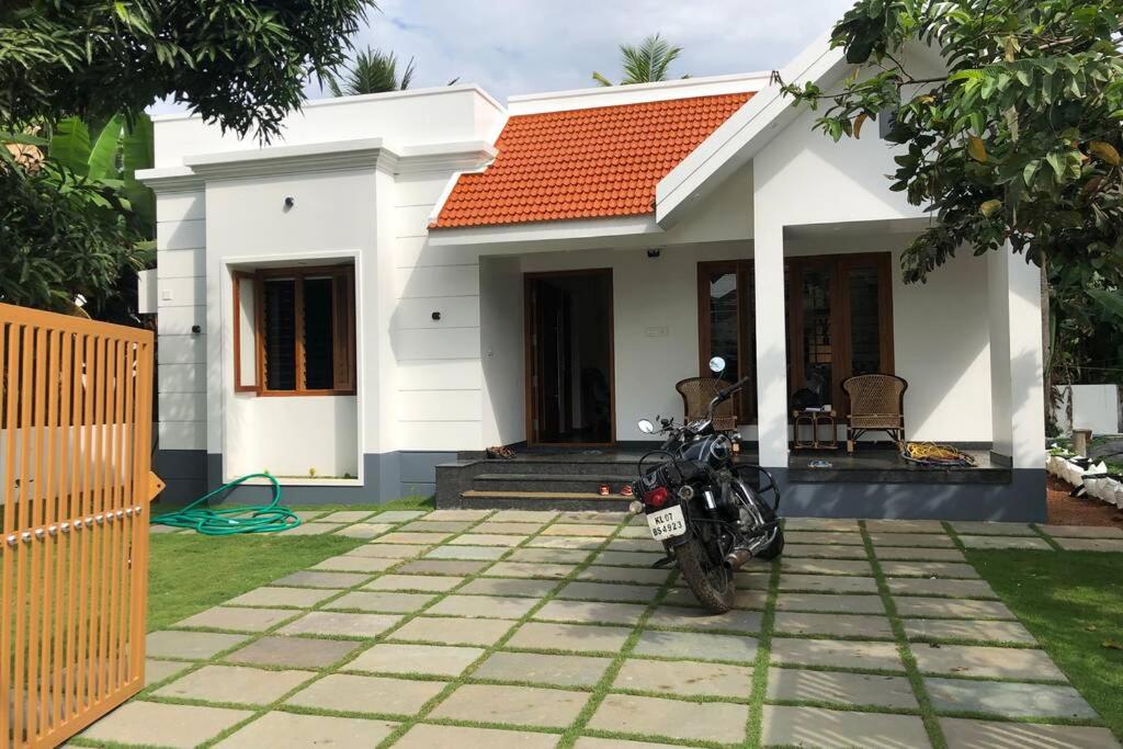 Villa photo 3
