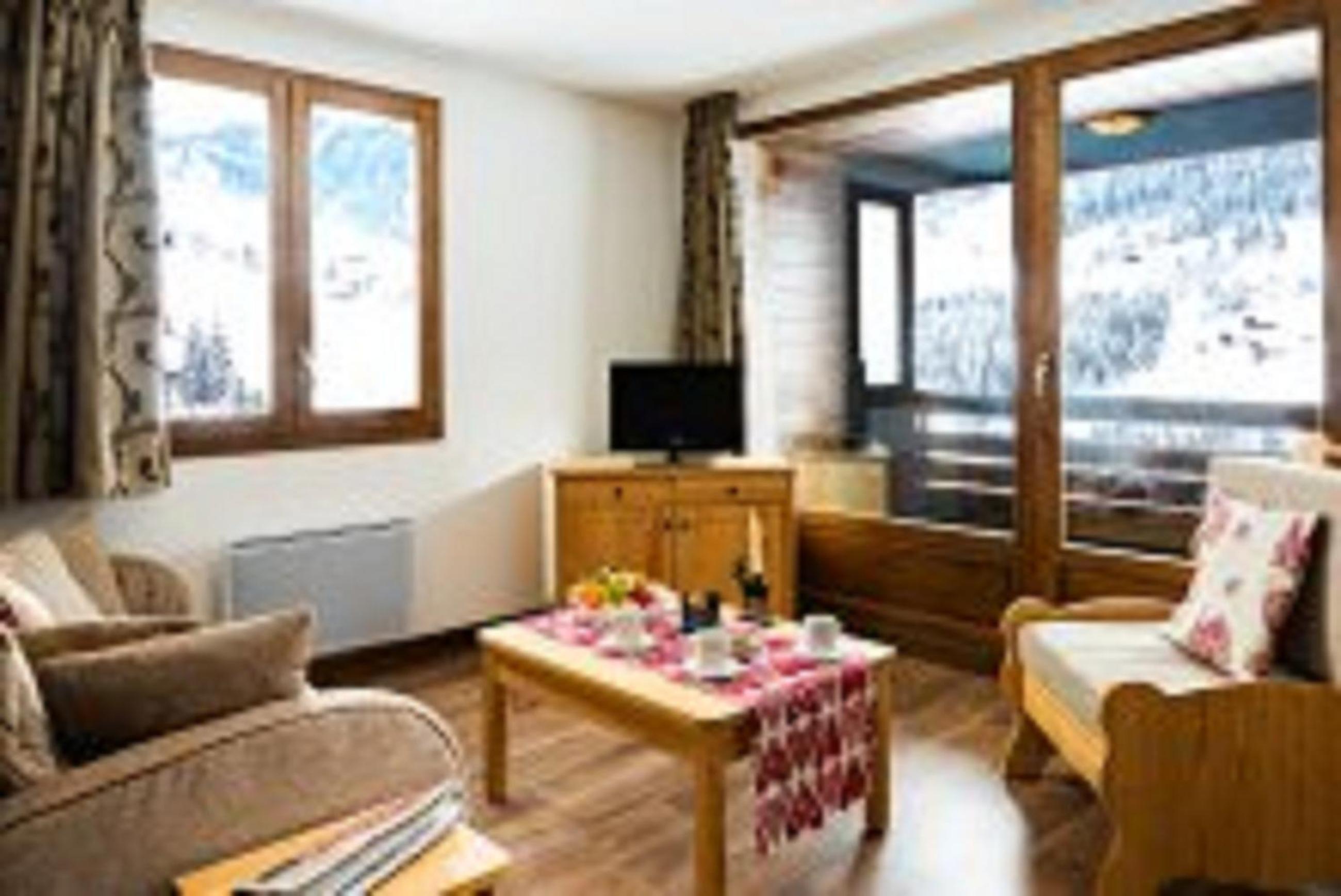 One-Bedroom Apartment (4 Adults)