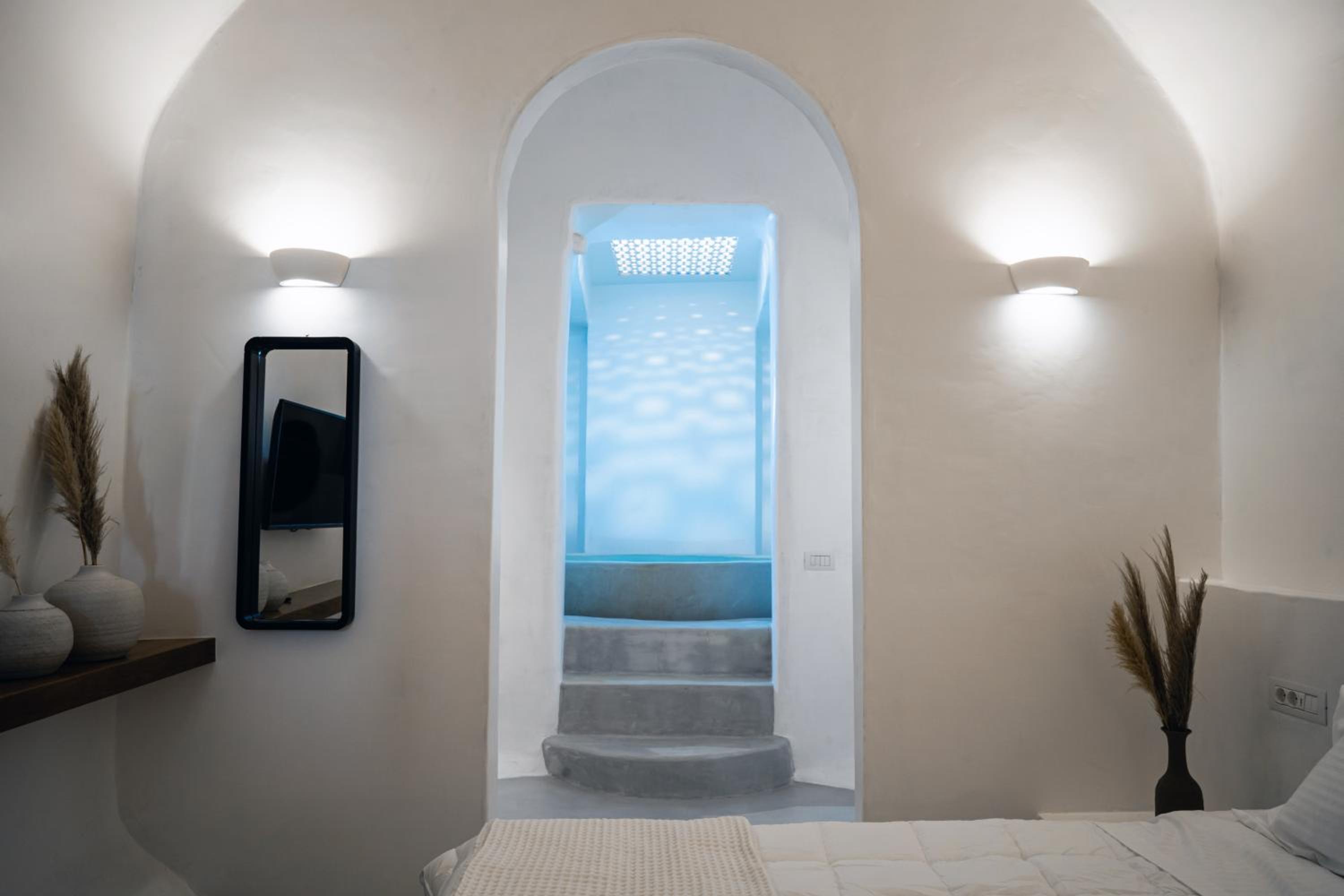Honeymoon Suite with Sea View & Hot Tub