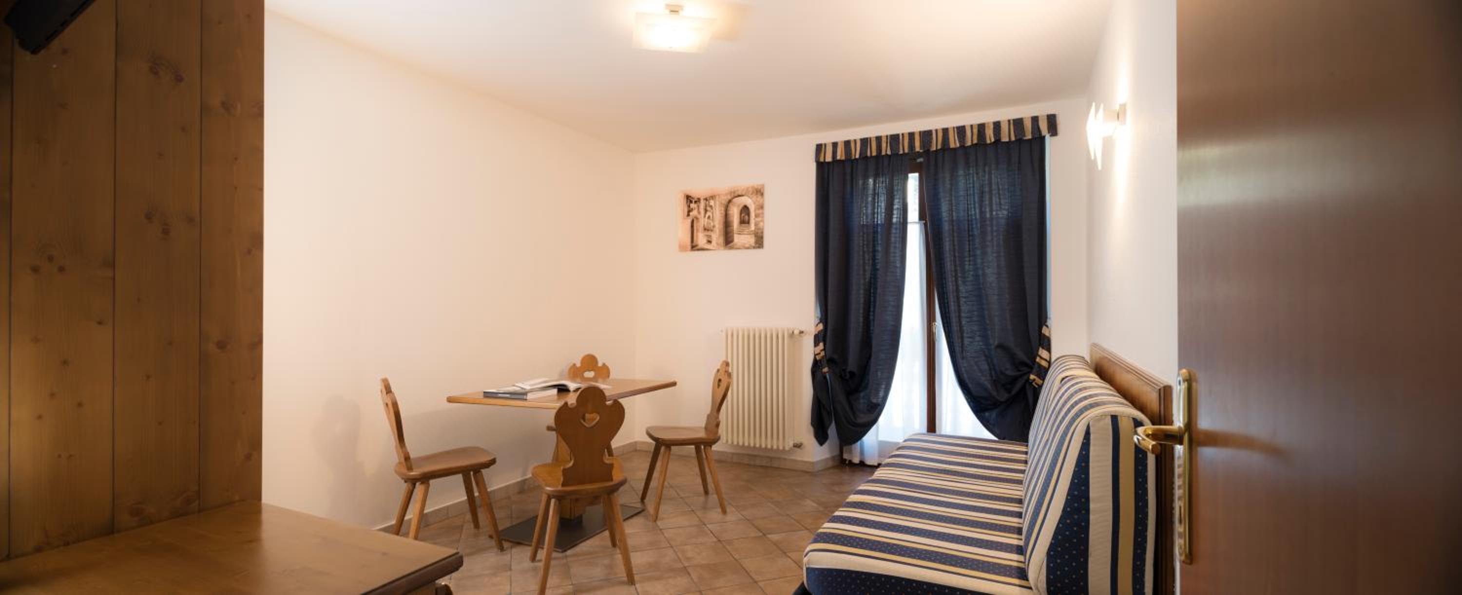 Quadruple Room - Photo 2