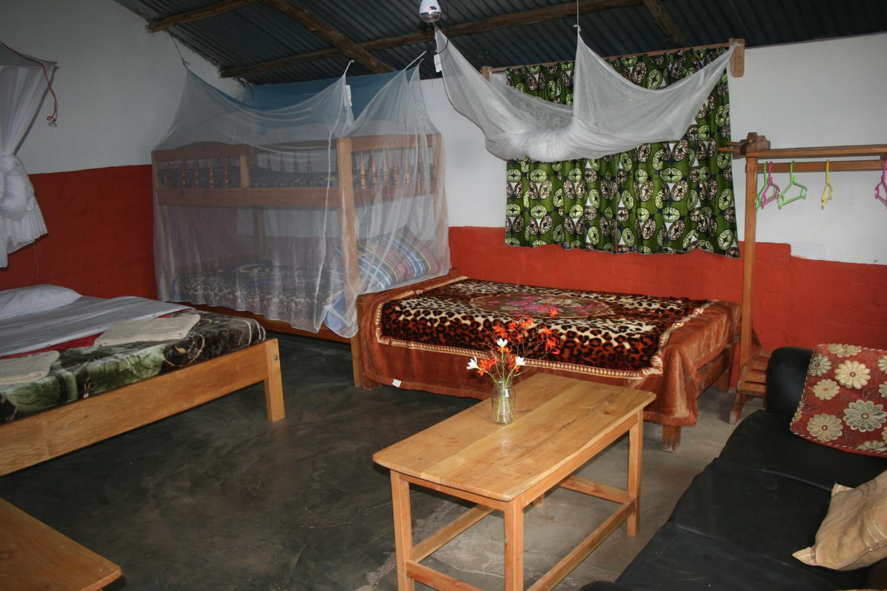 Family Room with Lake View photo 3