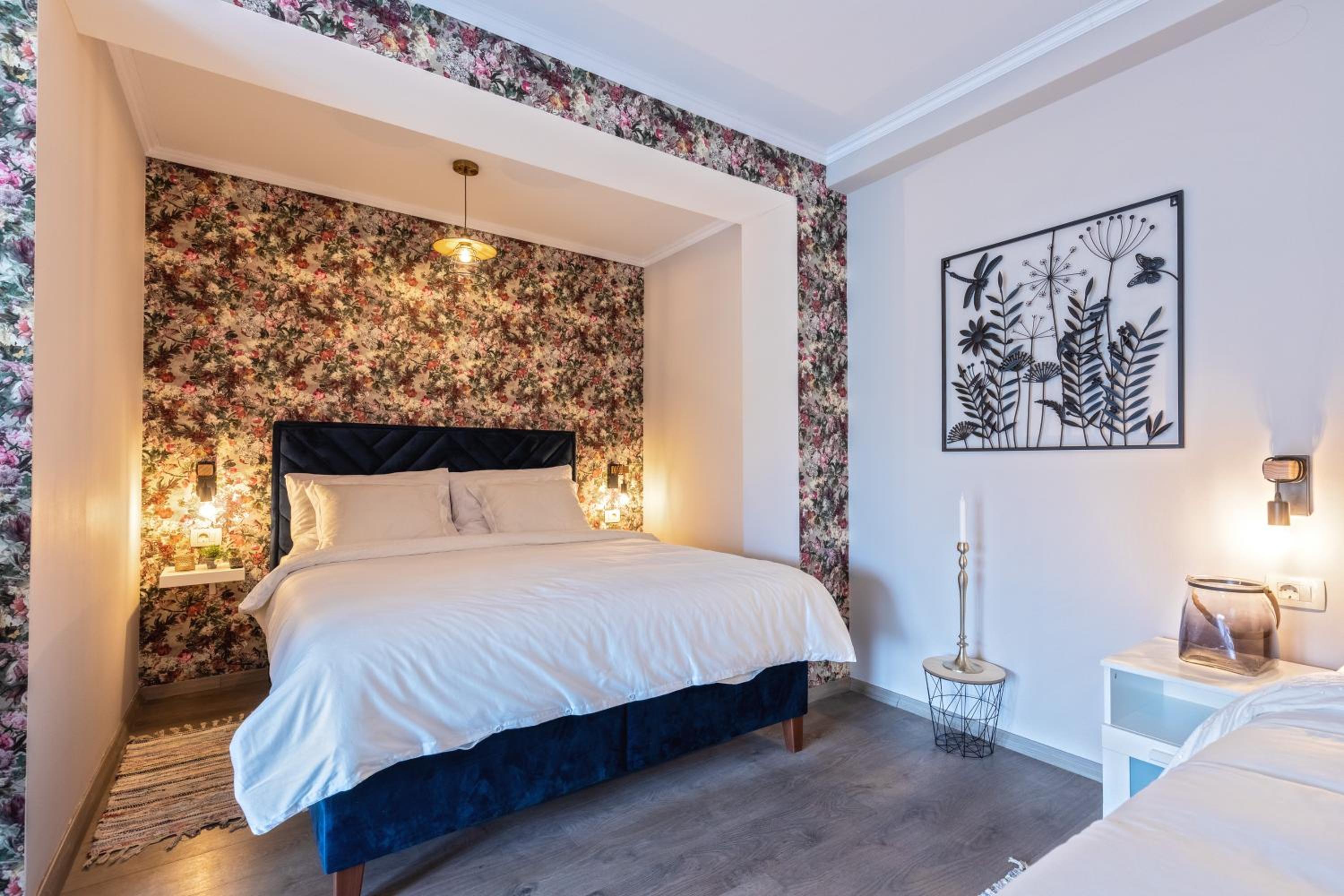 Deluxe Triple Room - Photo 1