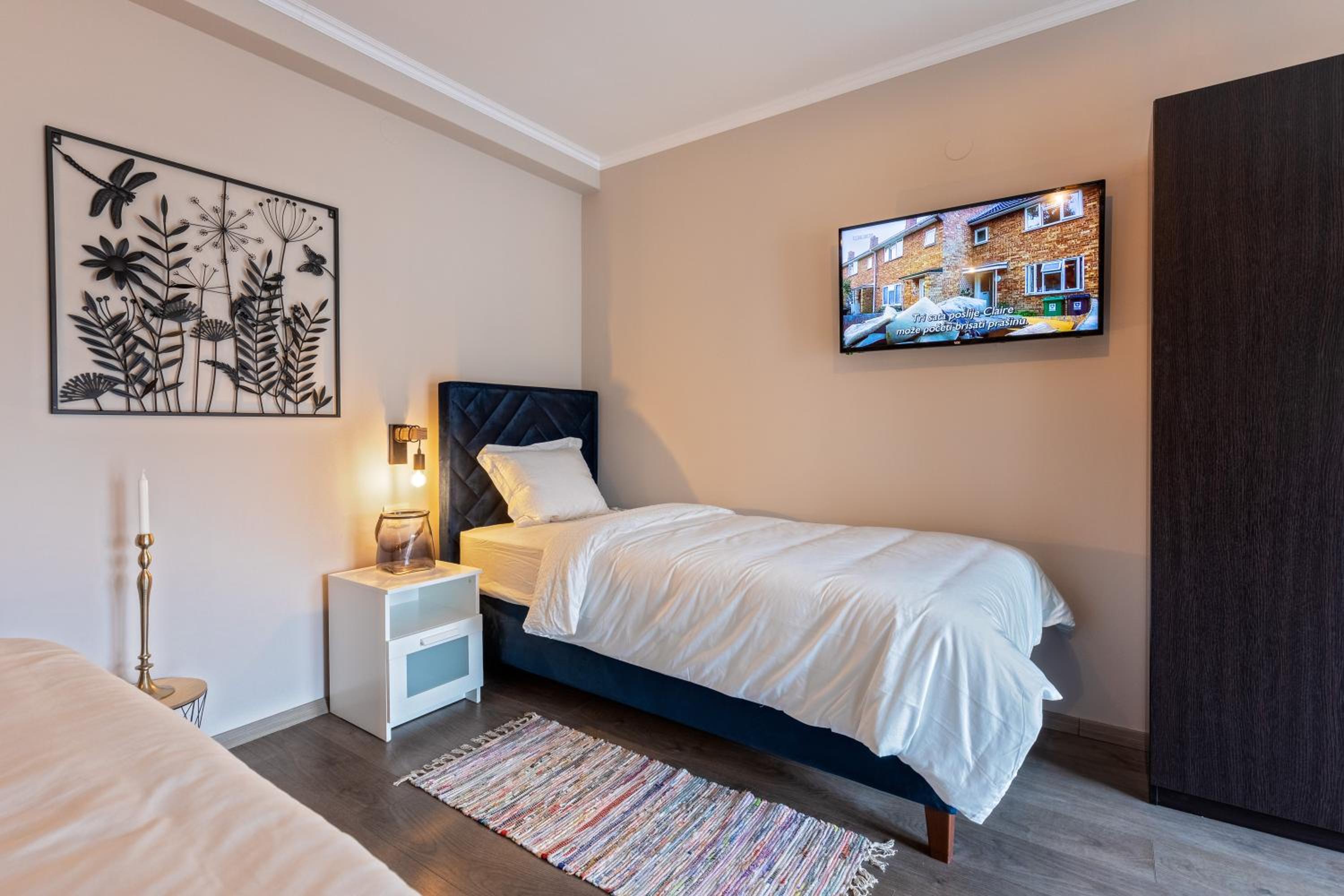 Deluxe Triple Room - Photo 6