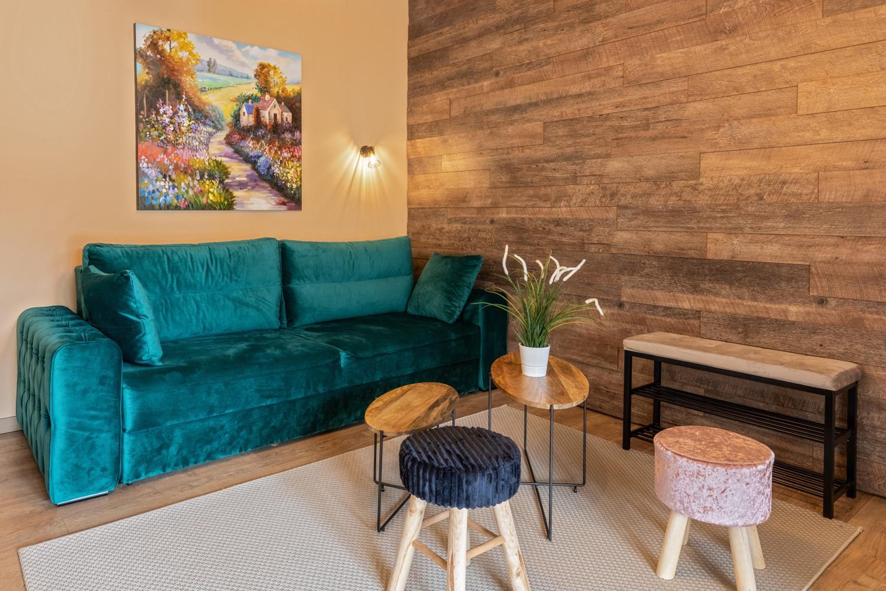 One-Bedroom Apartment with Terrace - Photo 12
