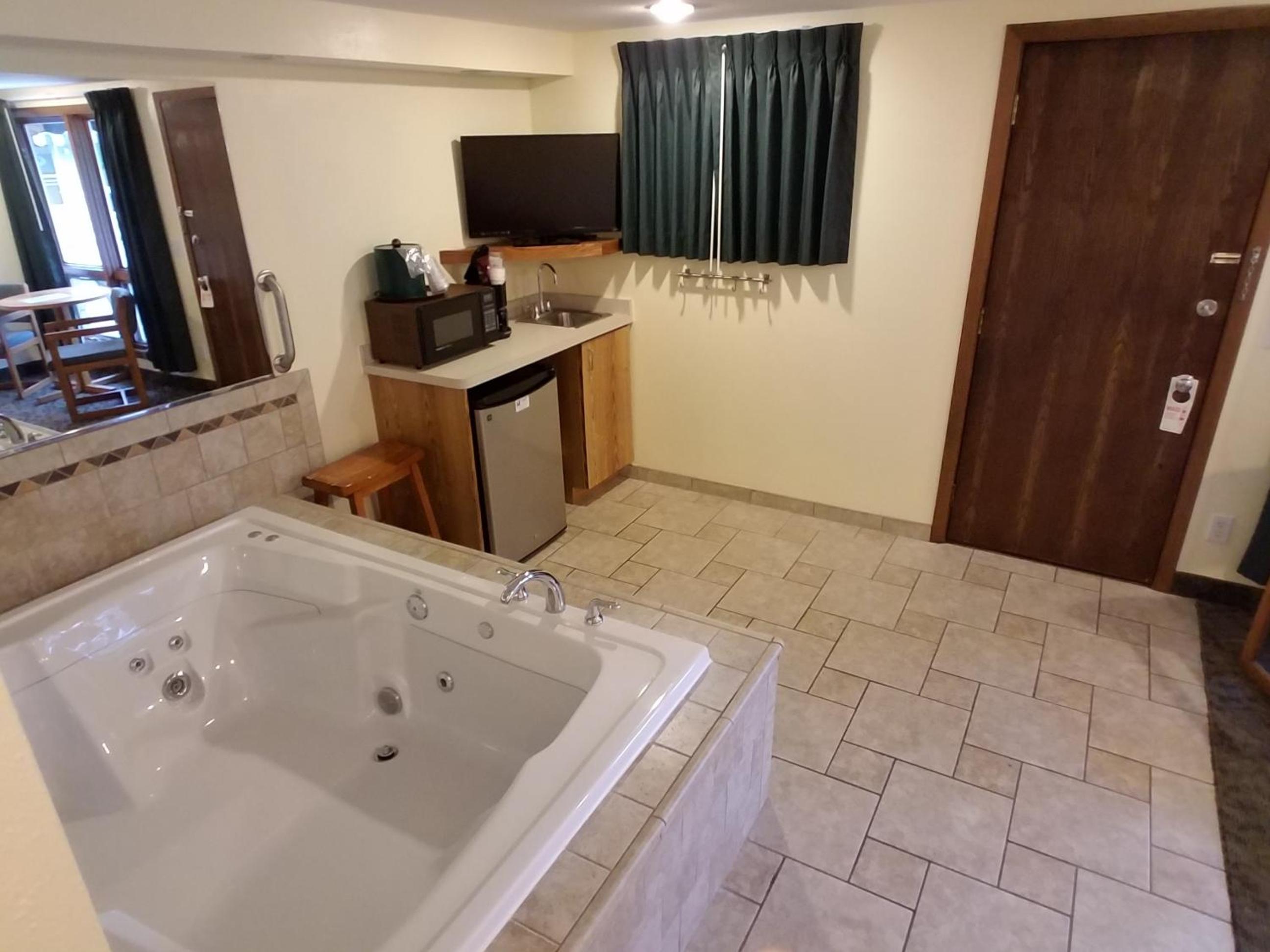 Deluxe Triple Room - Photo 3