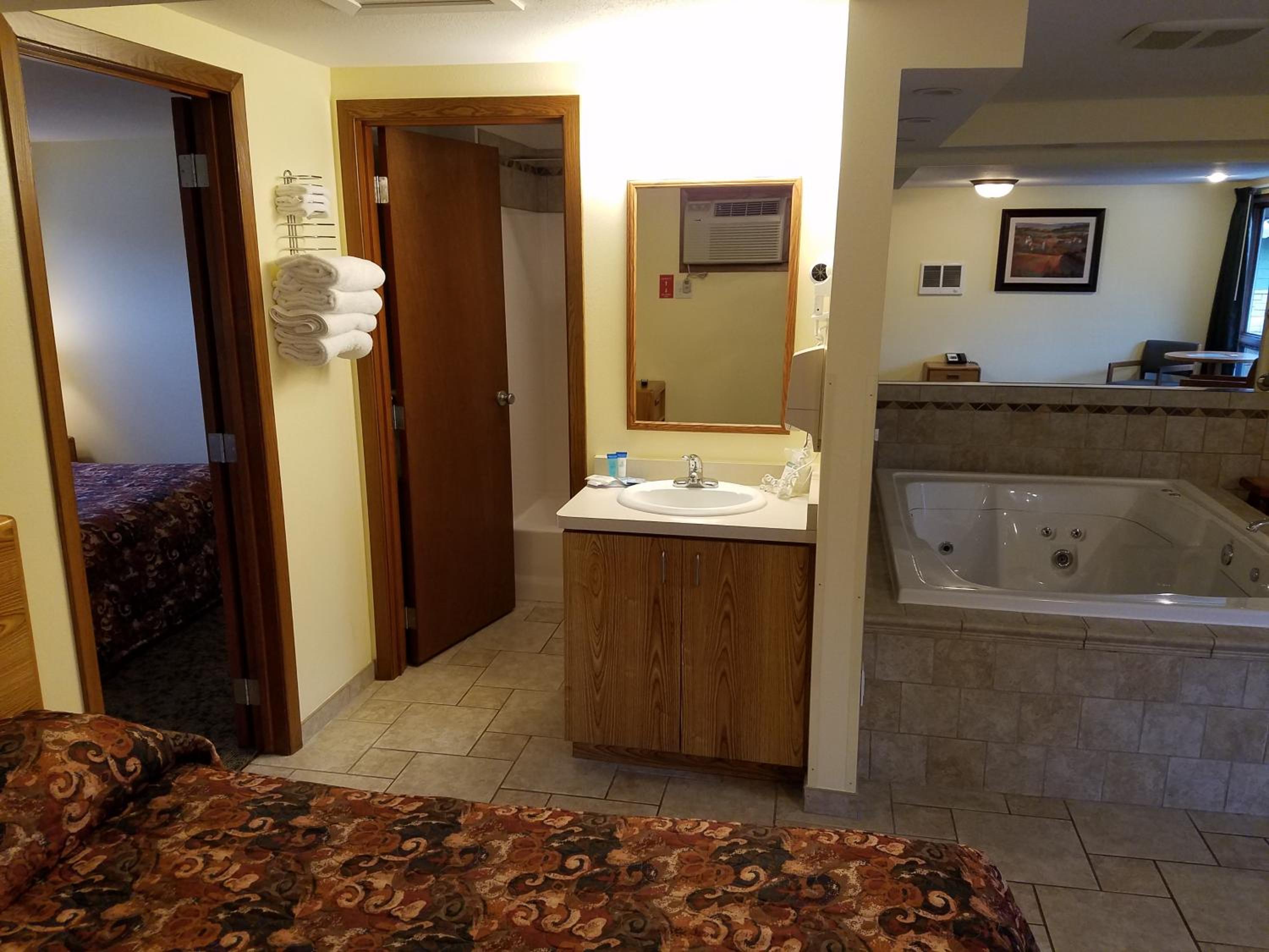 Deluxe Triple Room - Photo 2