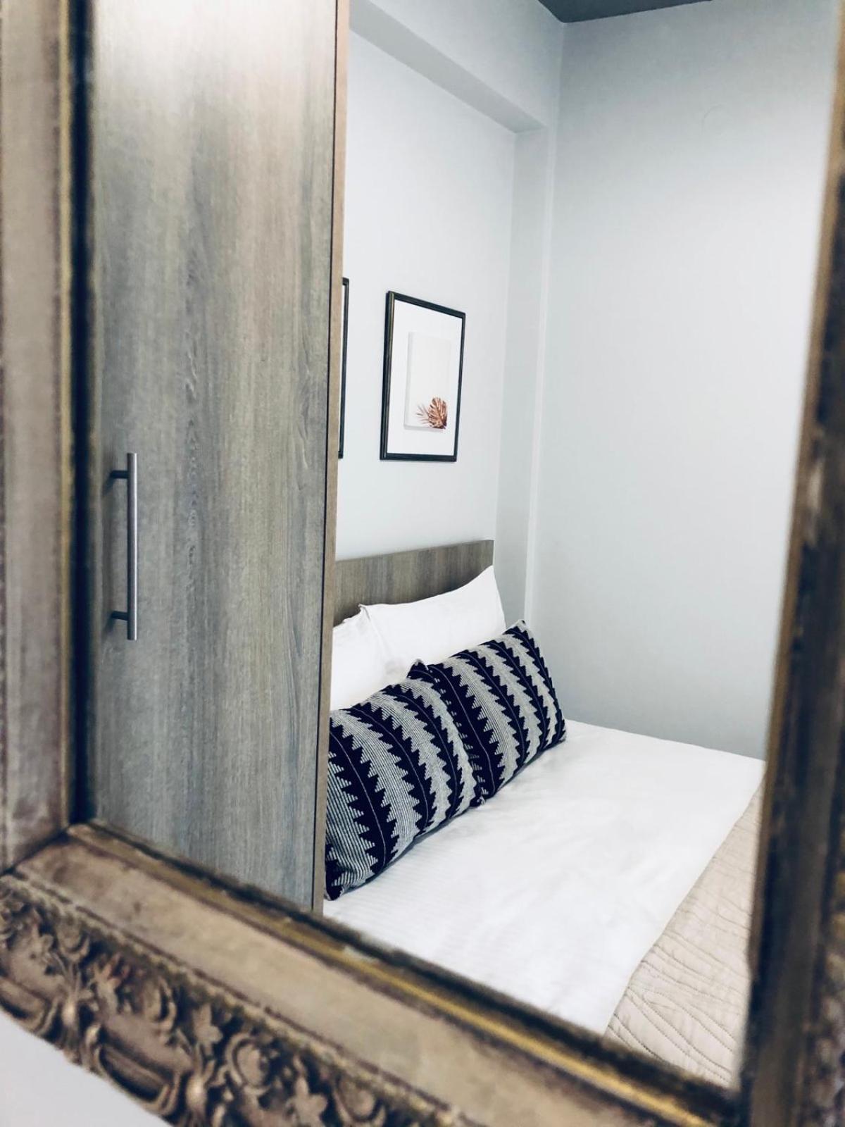 One-Bedroom Apartment - Photo 26