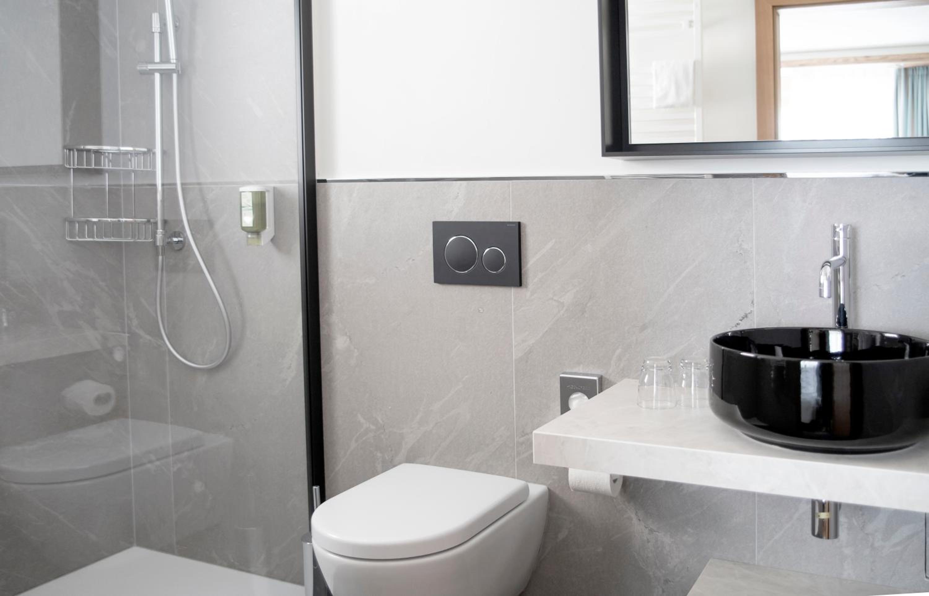 Matterhorn Suite - Photo 8