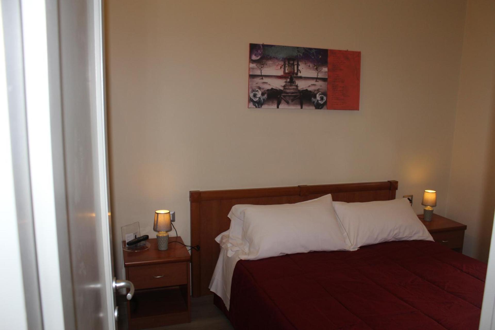 Double Room - Photo 1