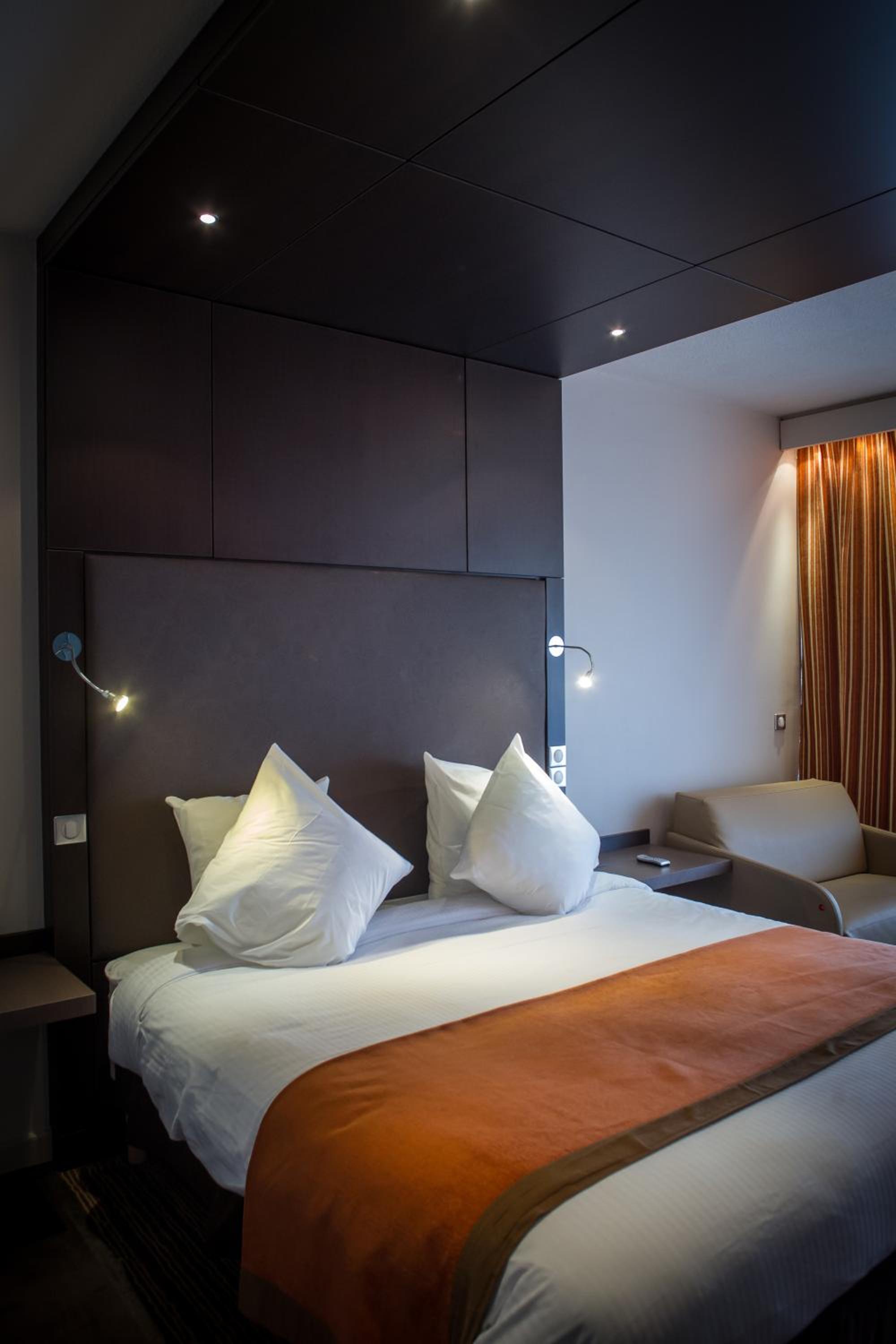 Standard Double Room - Photo 5