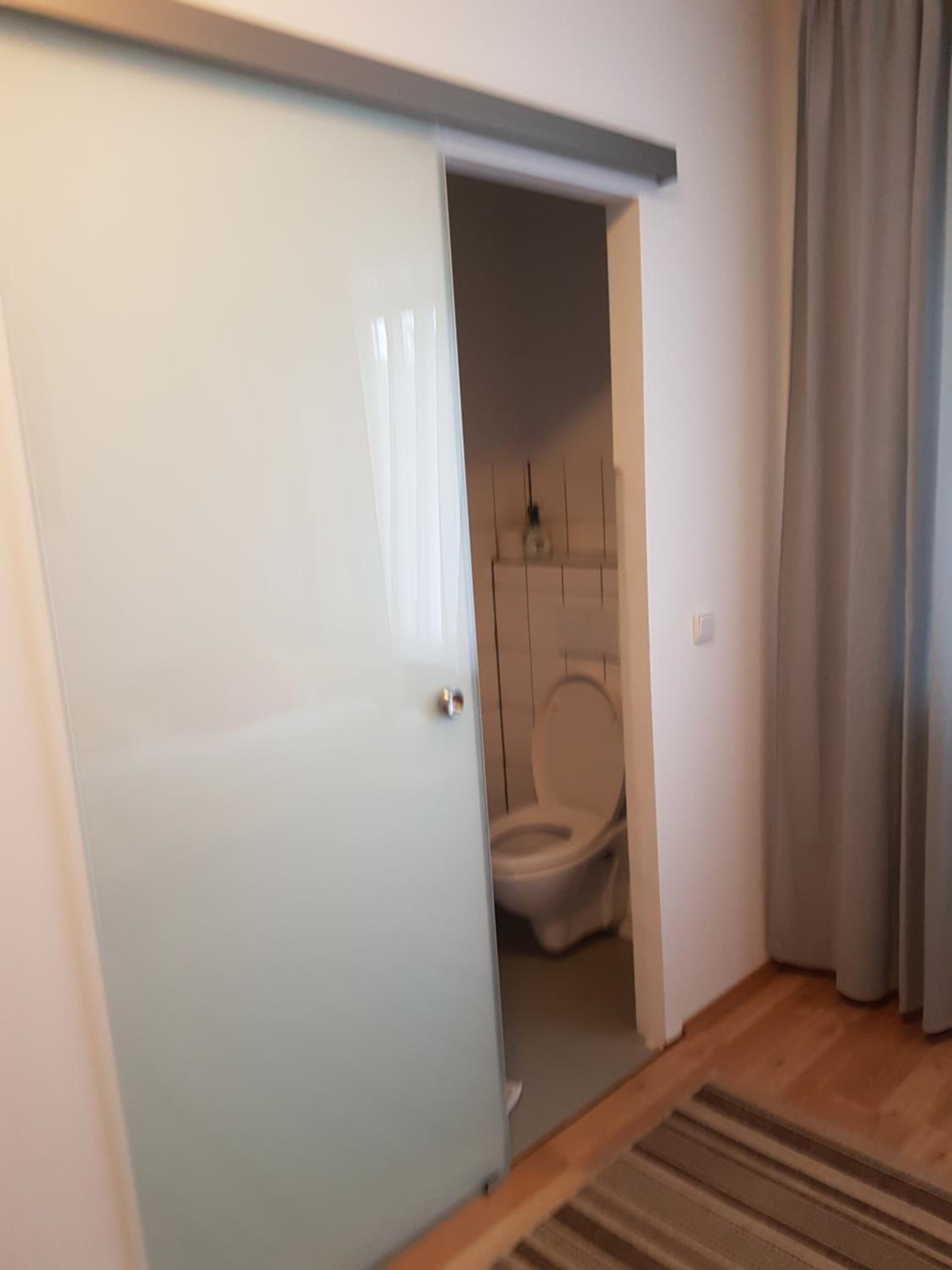 Large Single Room photo 2