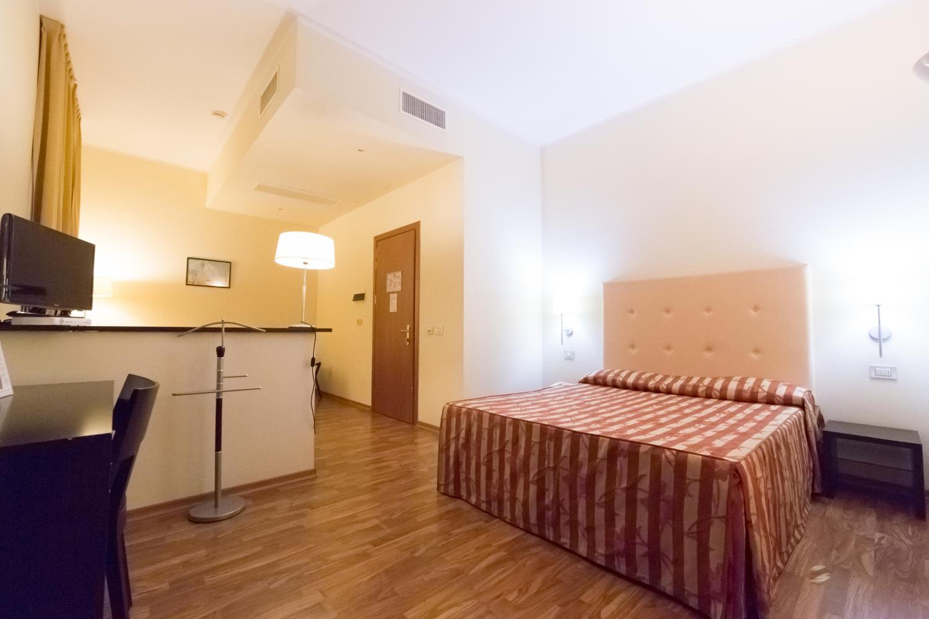 Junior Suite - Photo 9