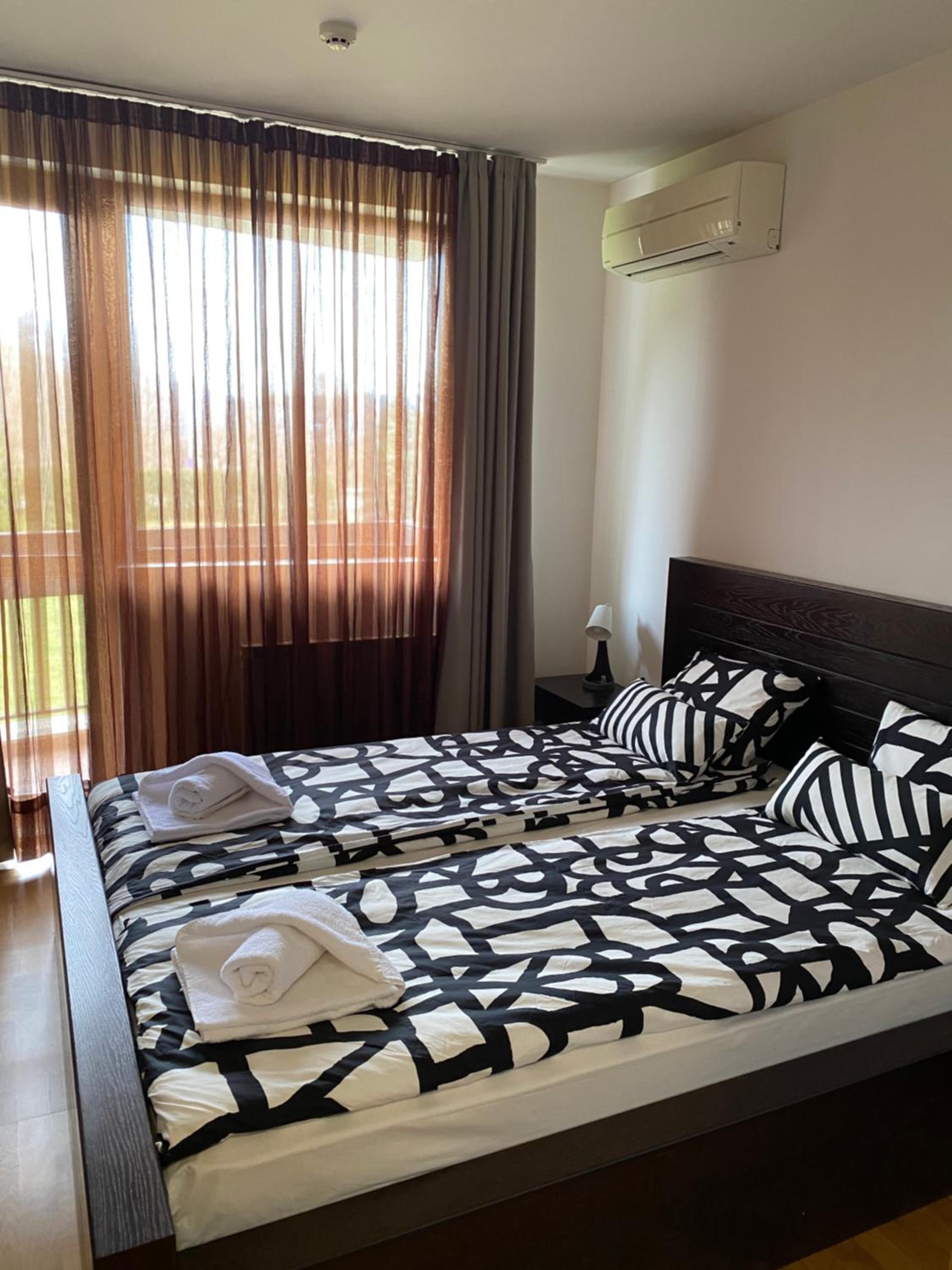 Two-Bedroom Apartment - Photo 5