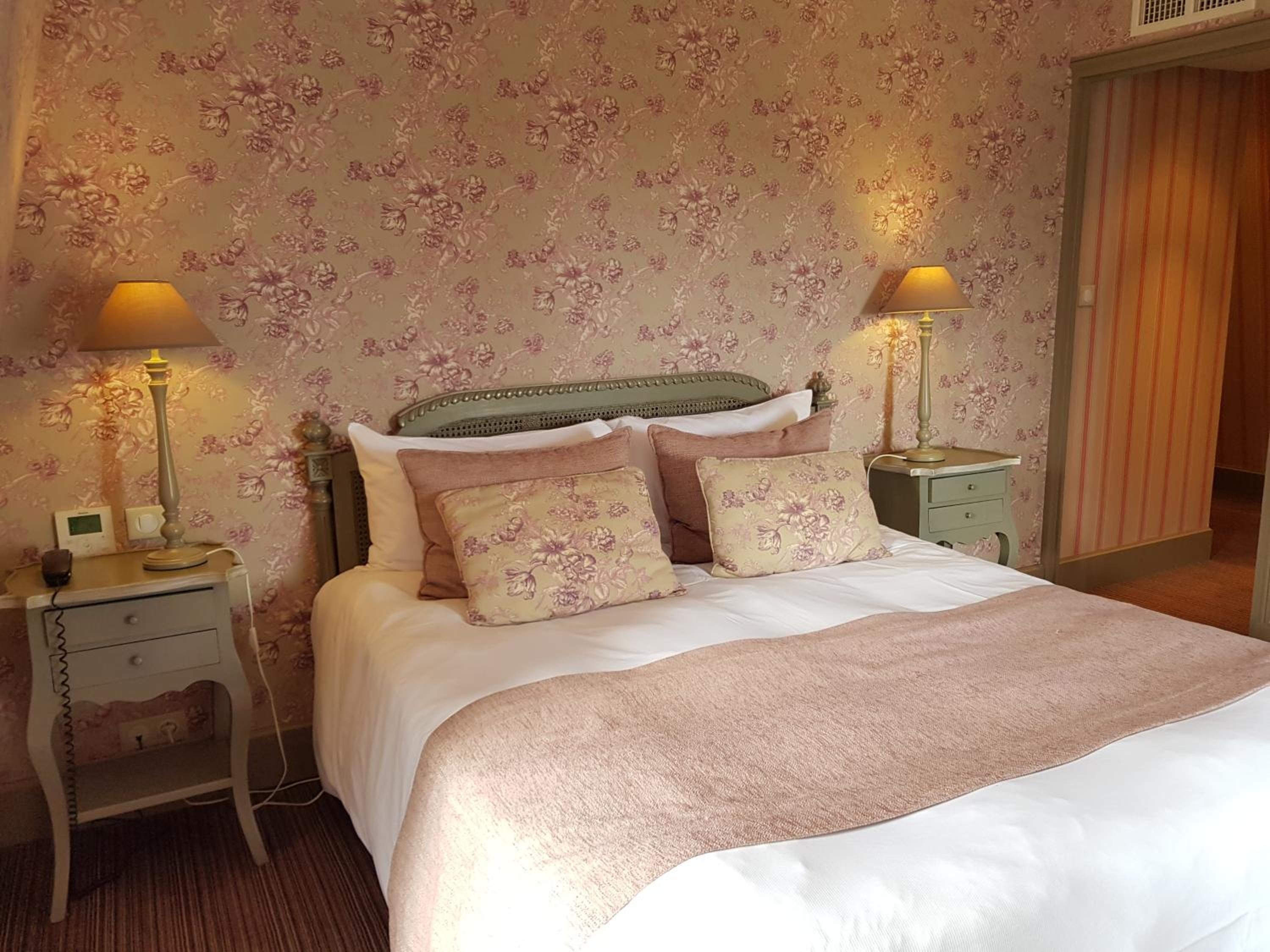 Exclusive Room - Photo 6