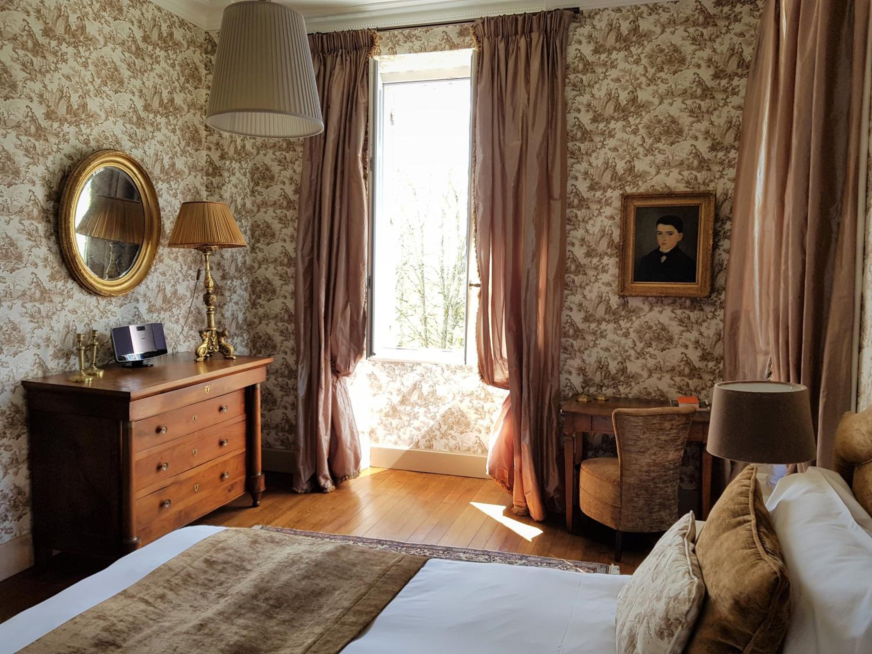 Suite - Photo 7