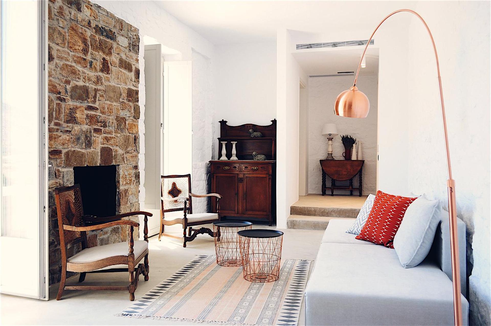 Two-Bedroom Suite with Landmark View photo 1
