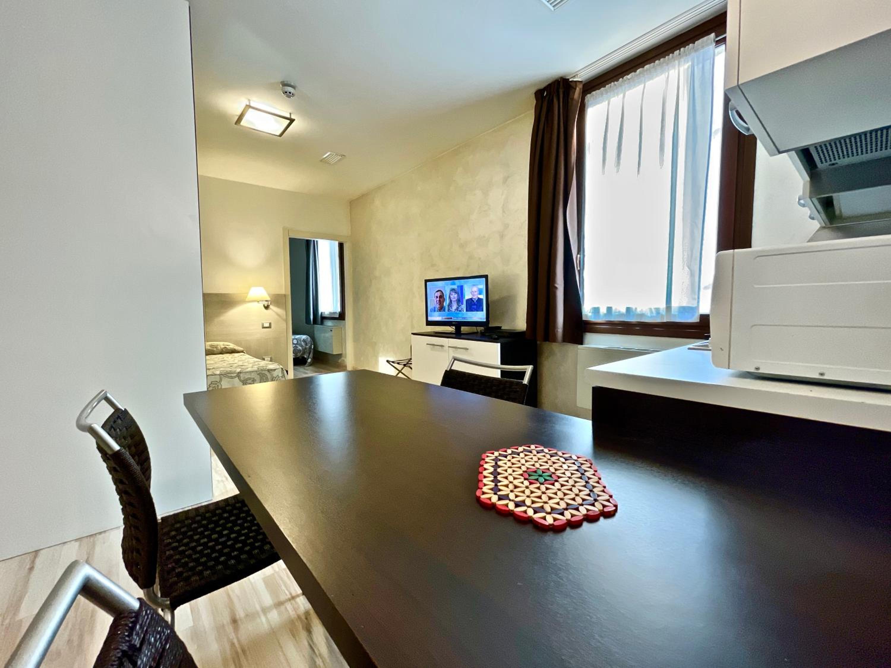 One-Bedroom Apartment - Photo 13