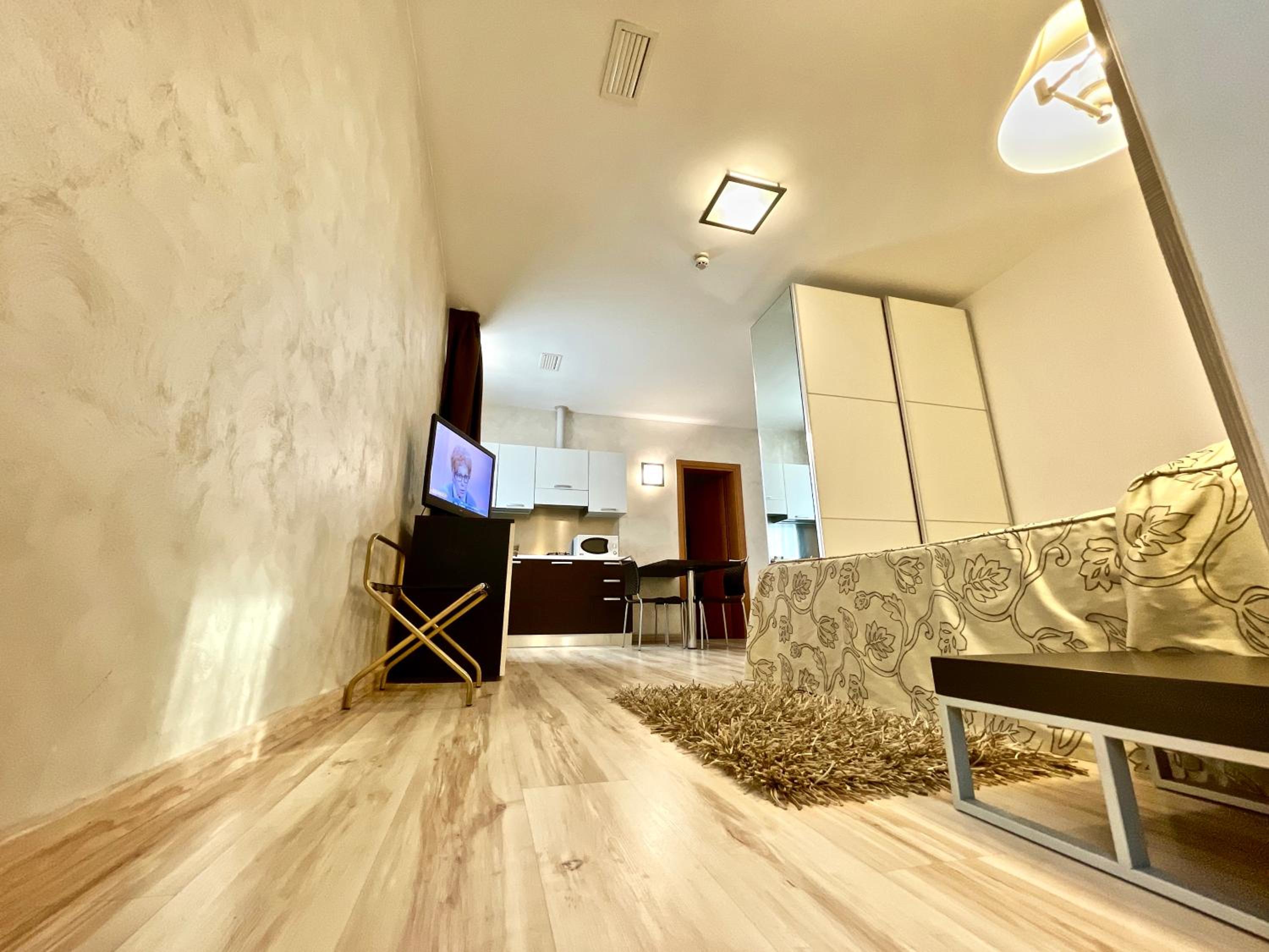 One-Bedroom Apartment - Photo 12