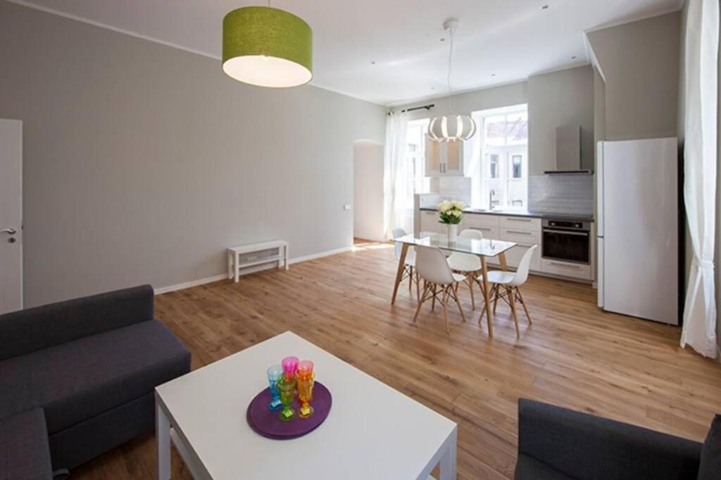 One-Bedroom Apartment - Photo 10