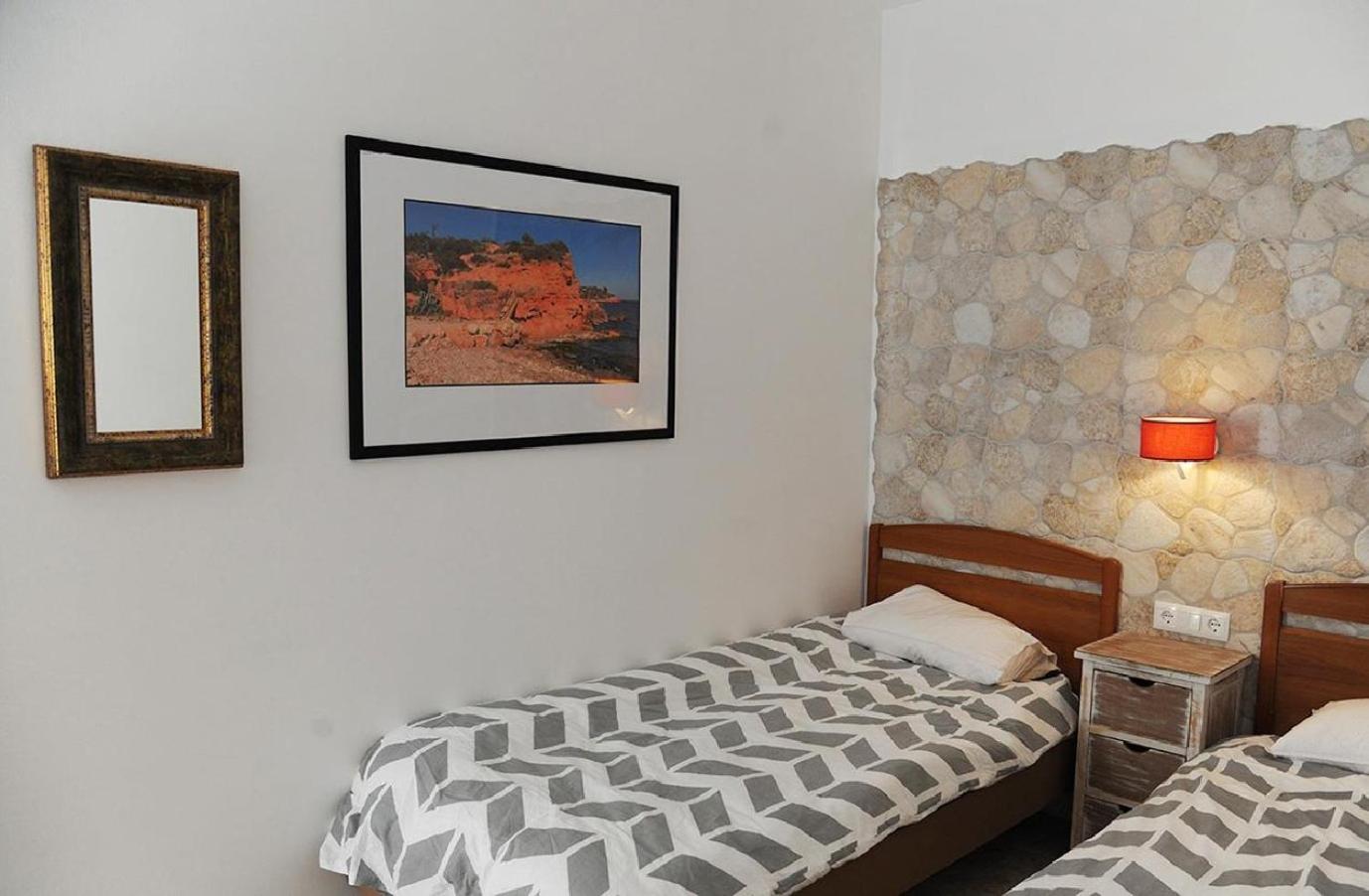 Habitación Doble con Baño Privado