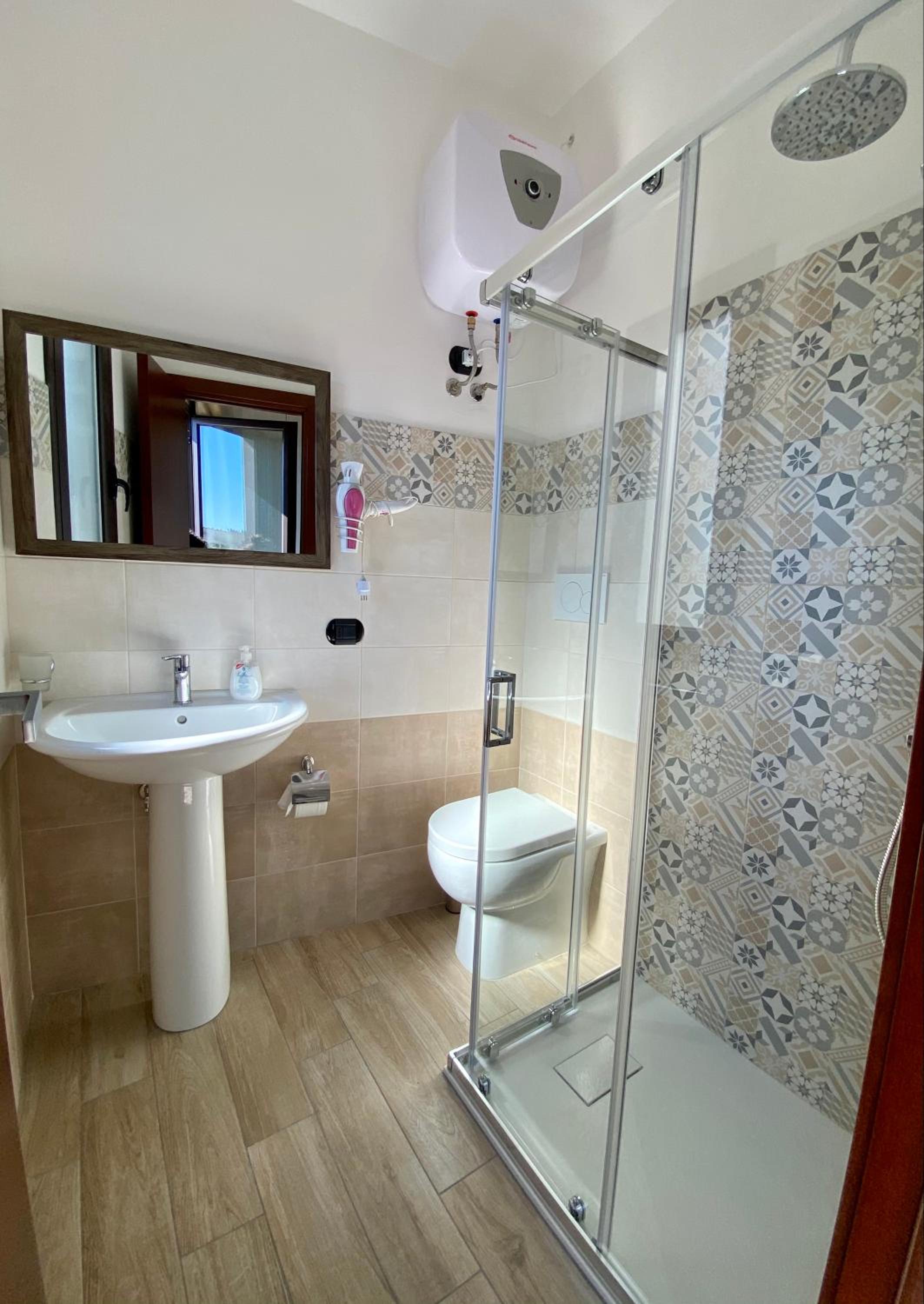 One-Bedroom House photo 2