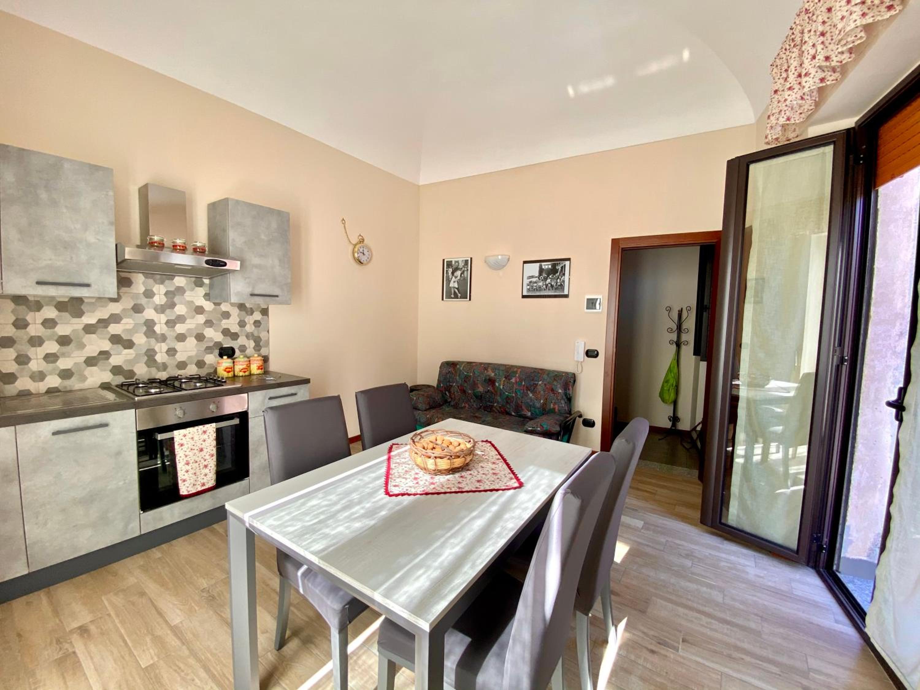 One-Bedroom House photo 3