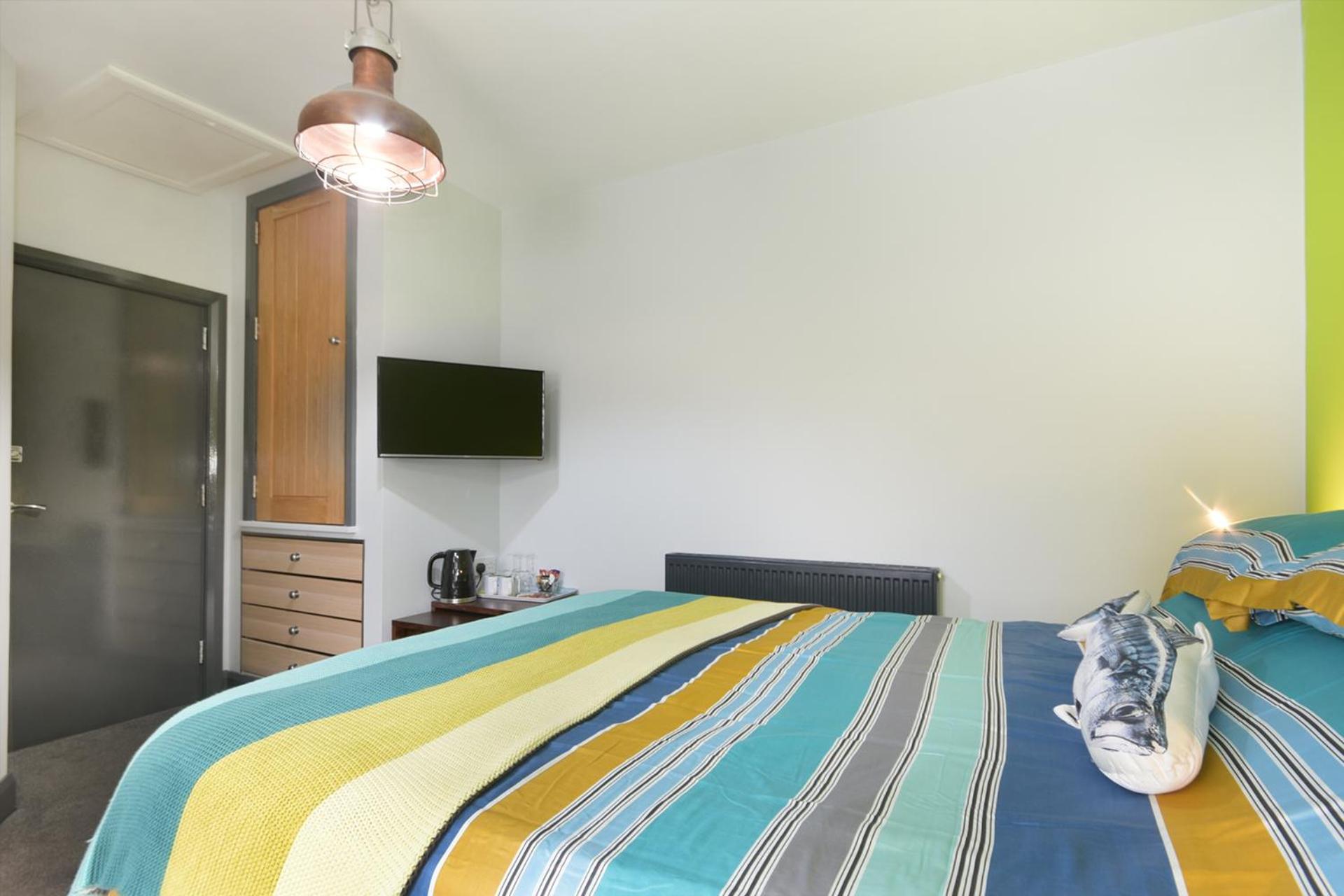Superior King Room with Balcony - Plaice - No Pets photo 3