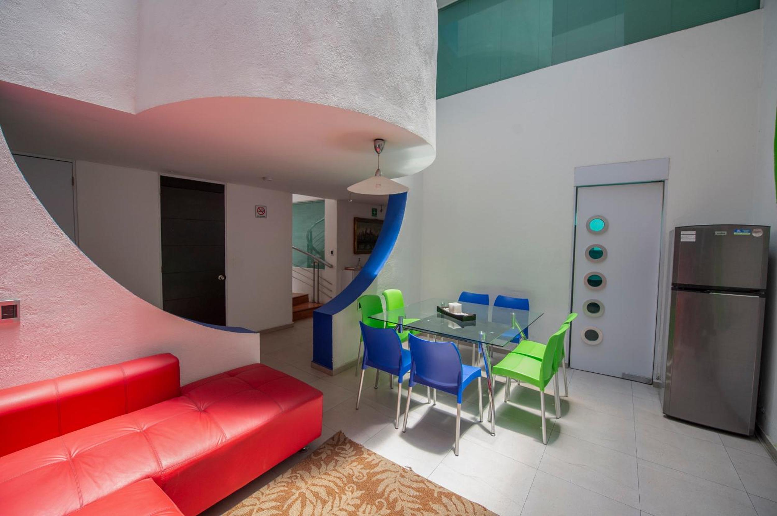 Standard Suite - Photo 2