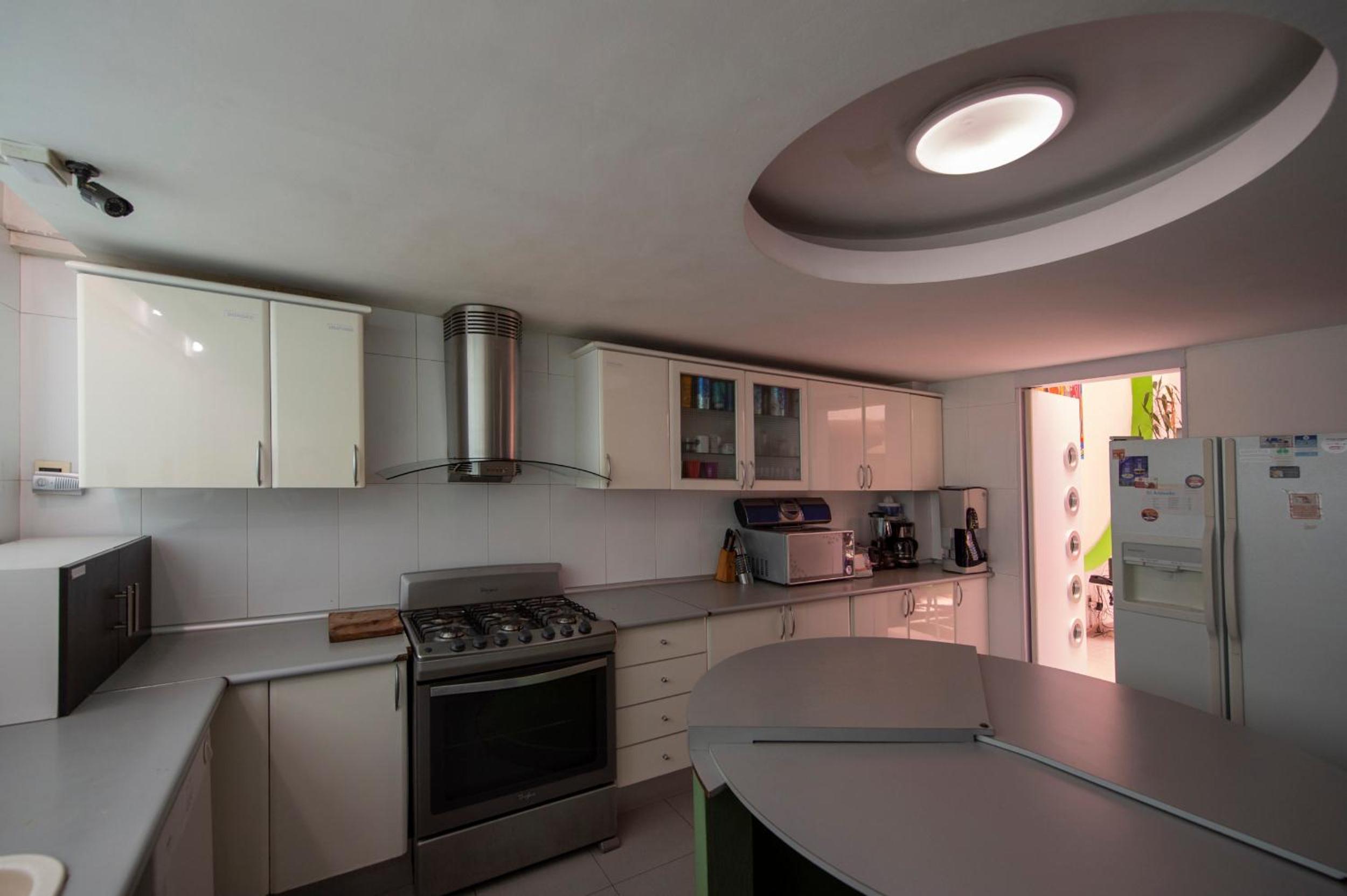 Standard Suite - Photo 10