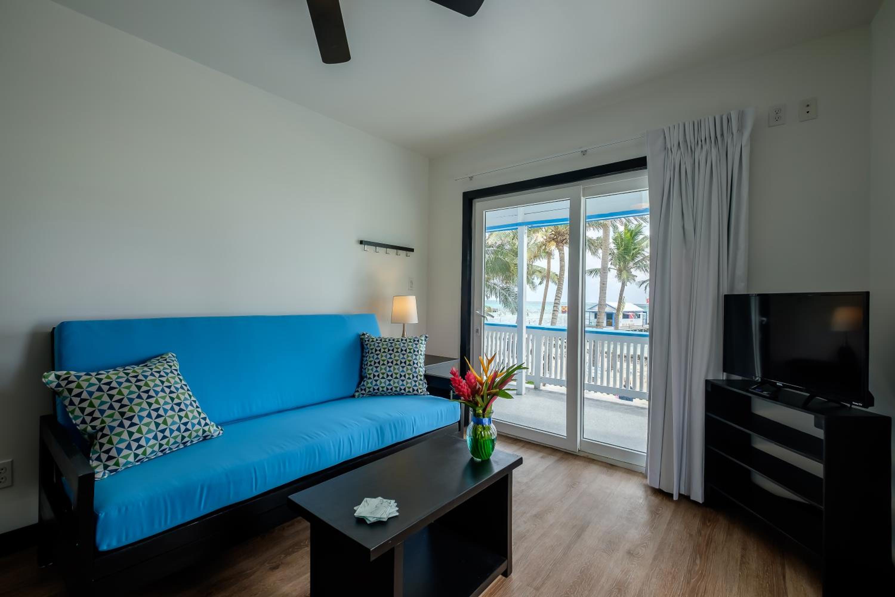 Suite 3 photo 3