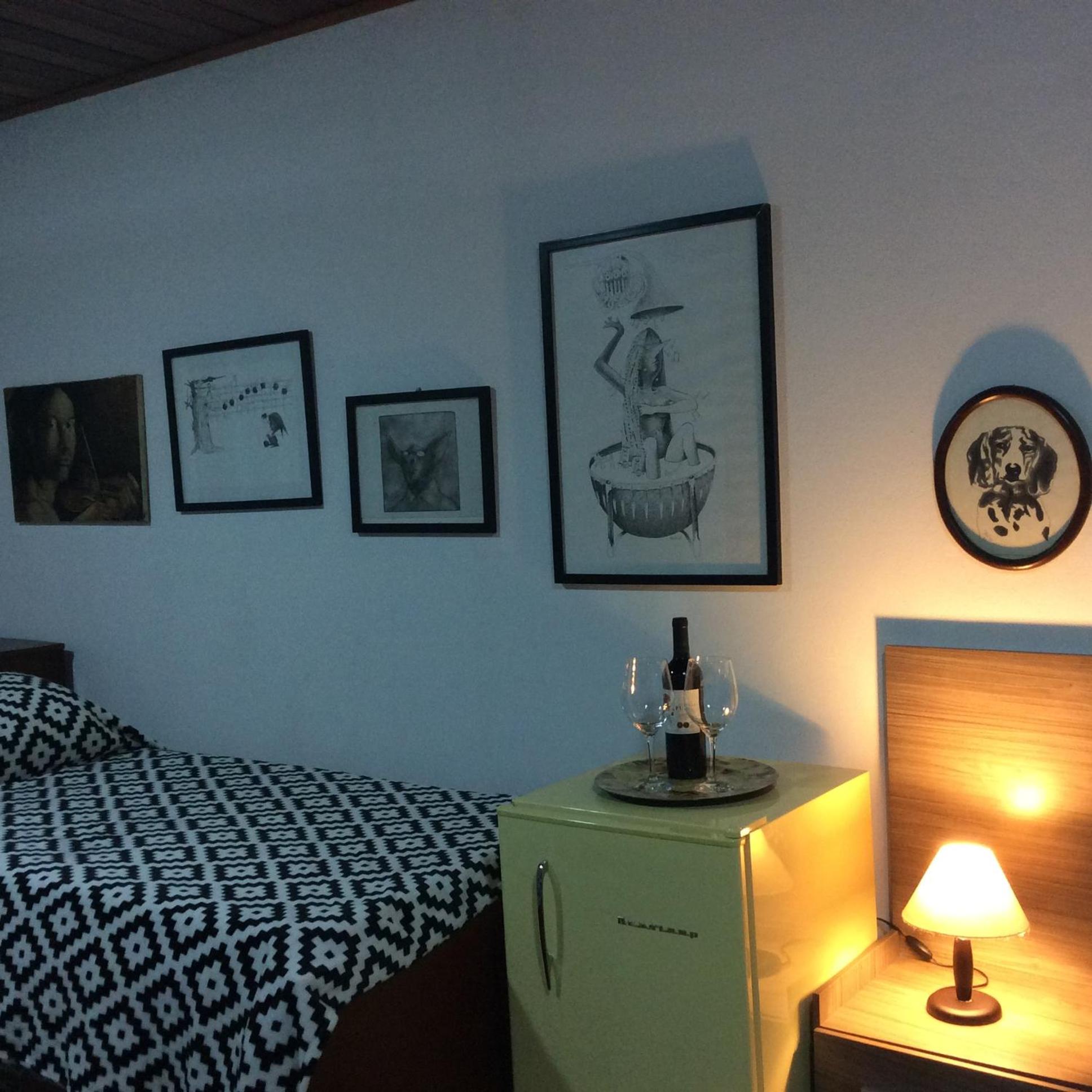 Suite - Photo 13
