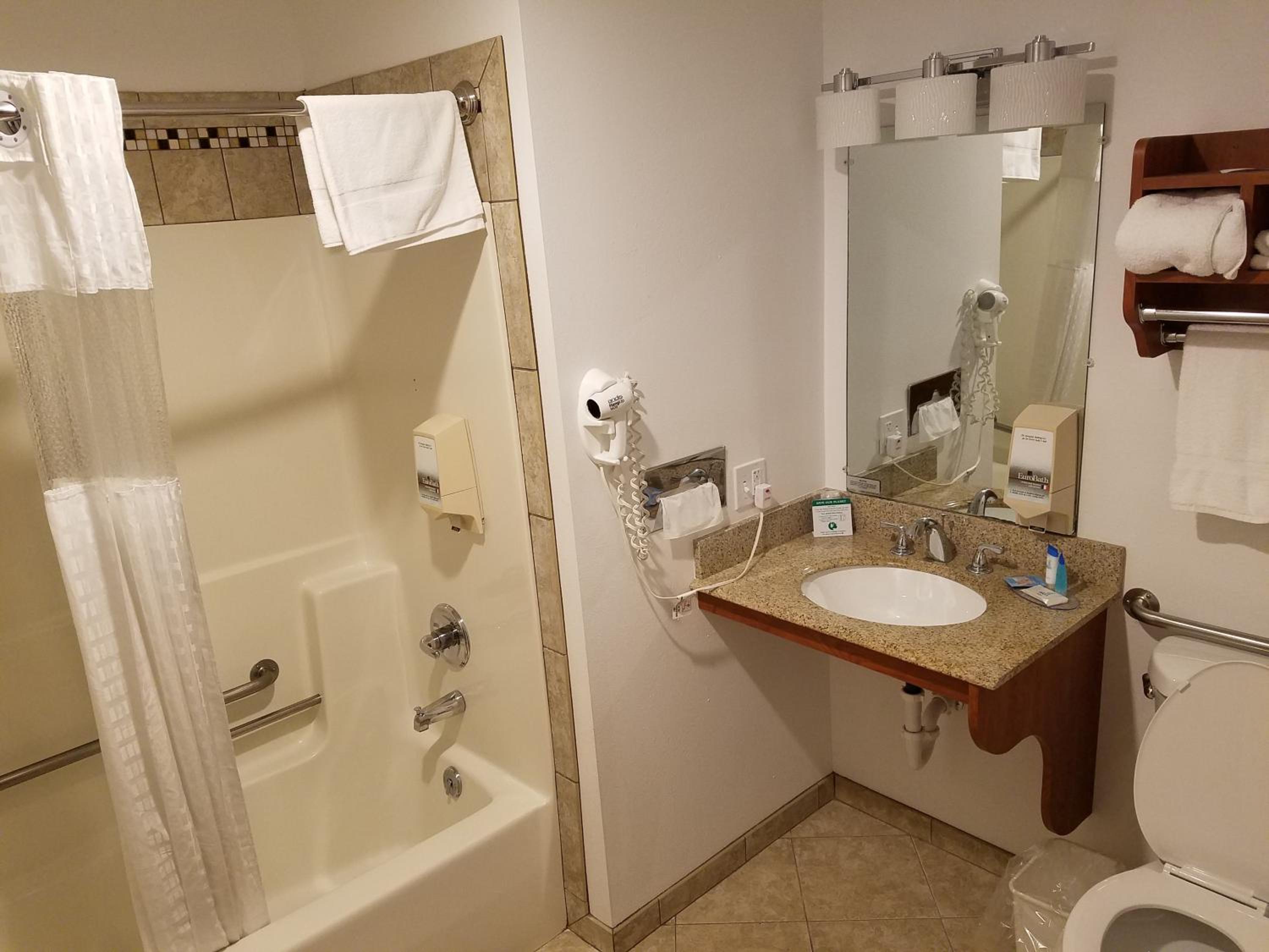 Deluxe King Room - Photo 3