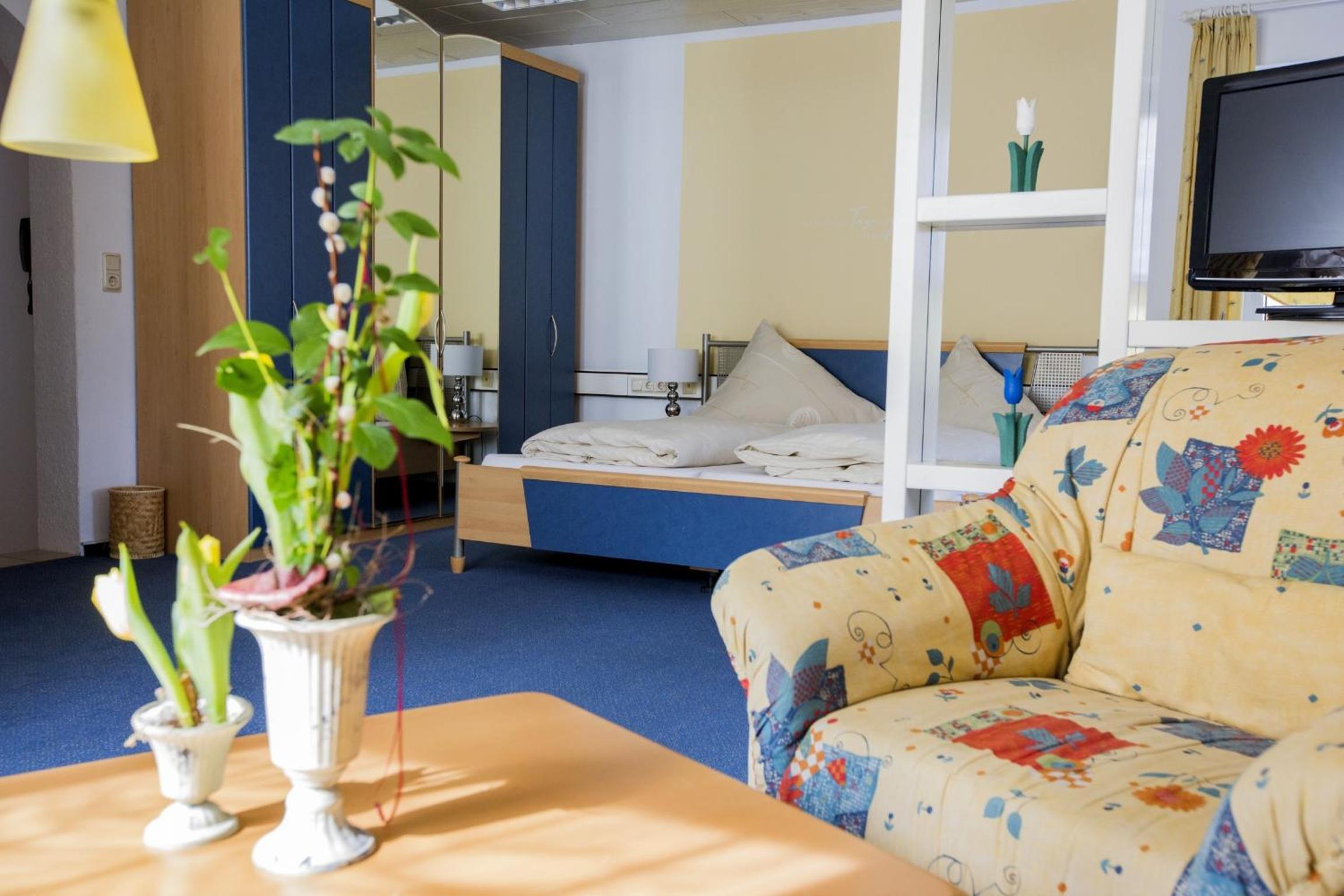 Quadruple Room - Photo 9