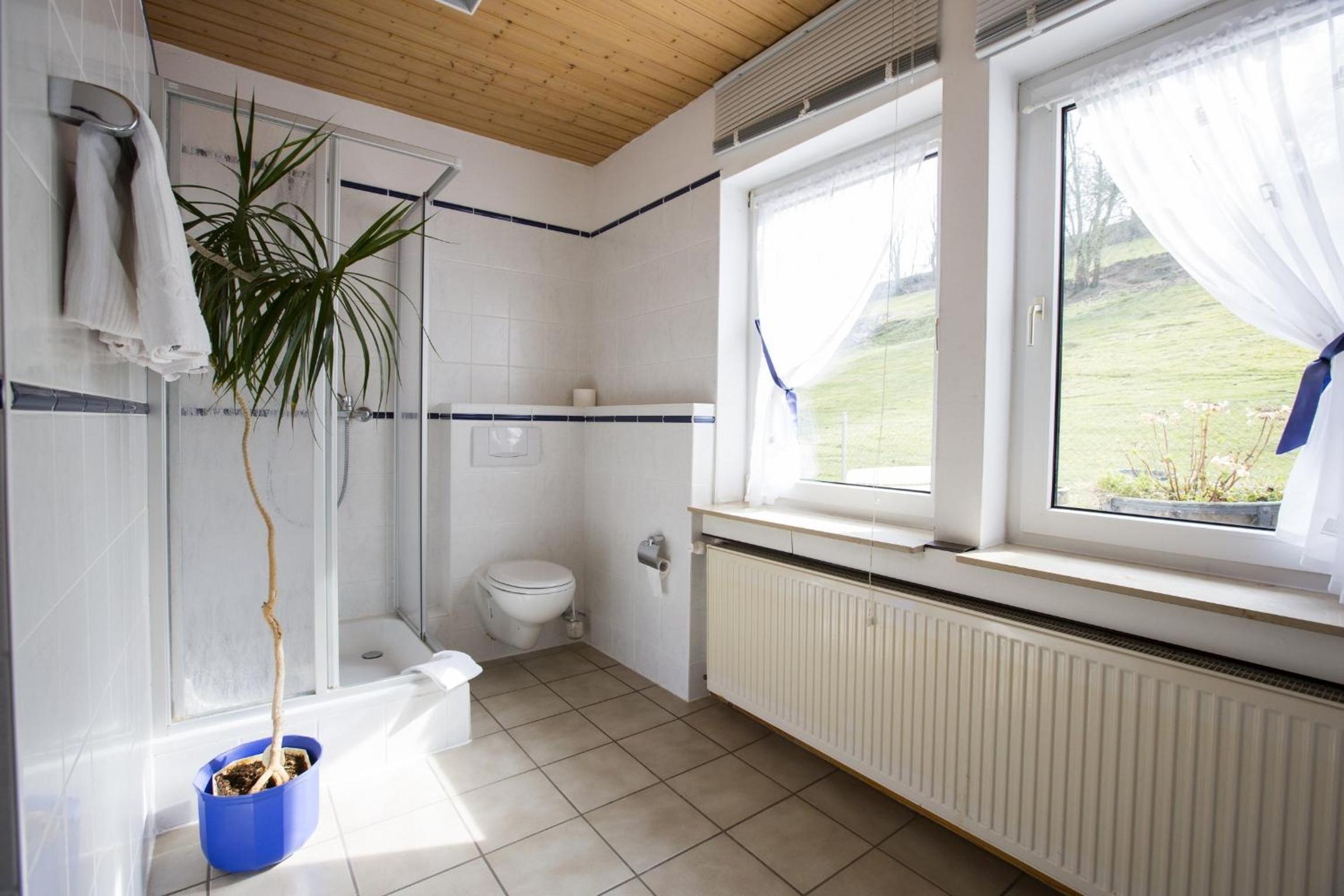 Triple Room - Photo 13