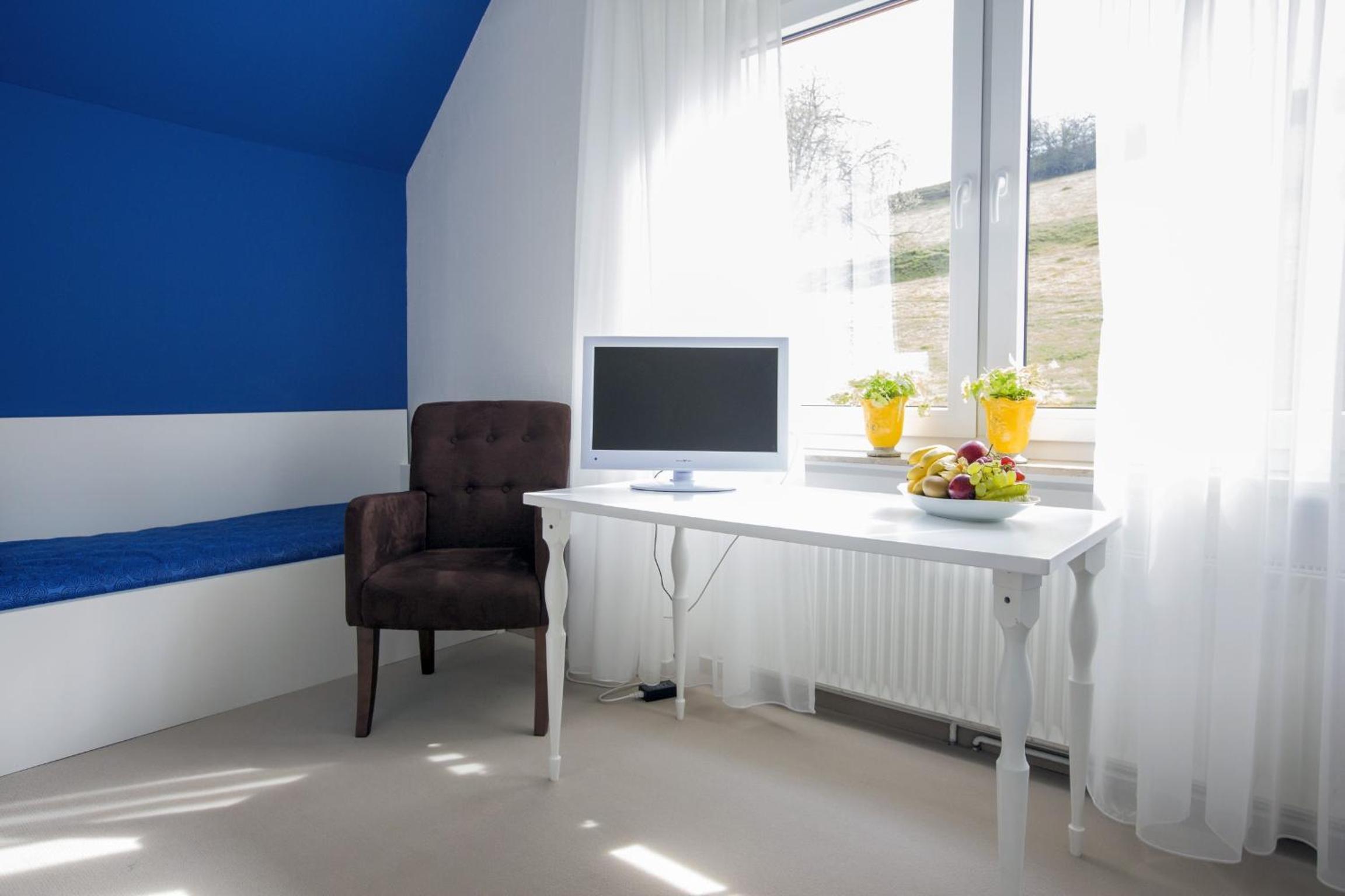 Double Room - Photo 23