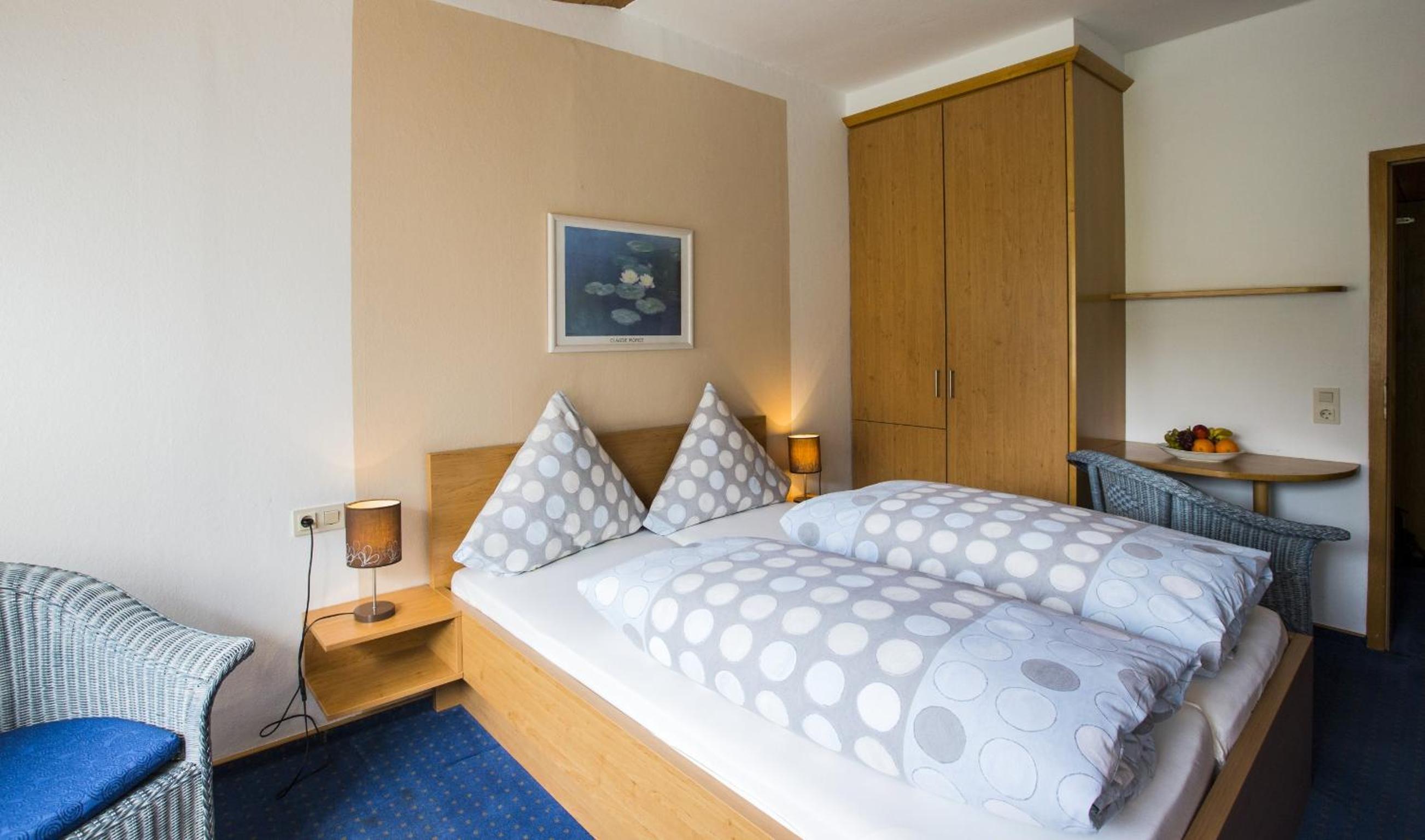 Double Room - Photo 12