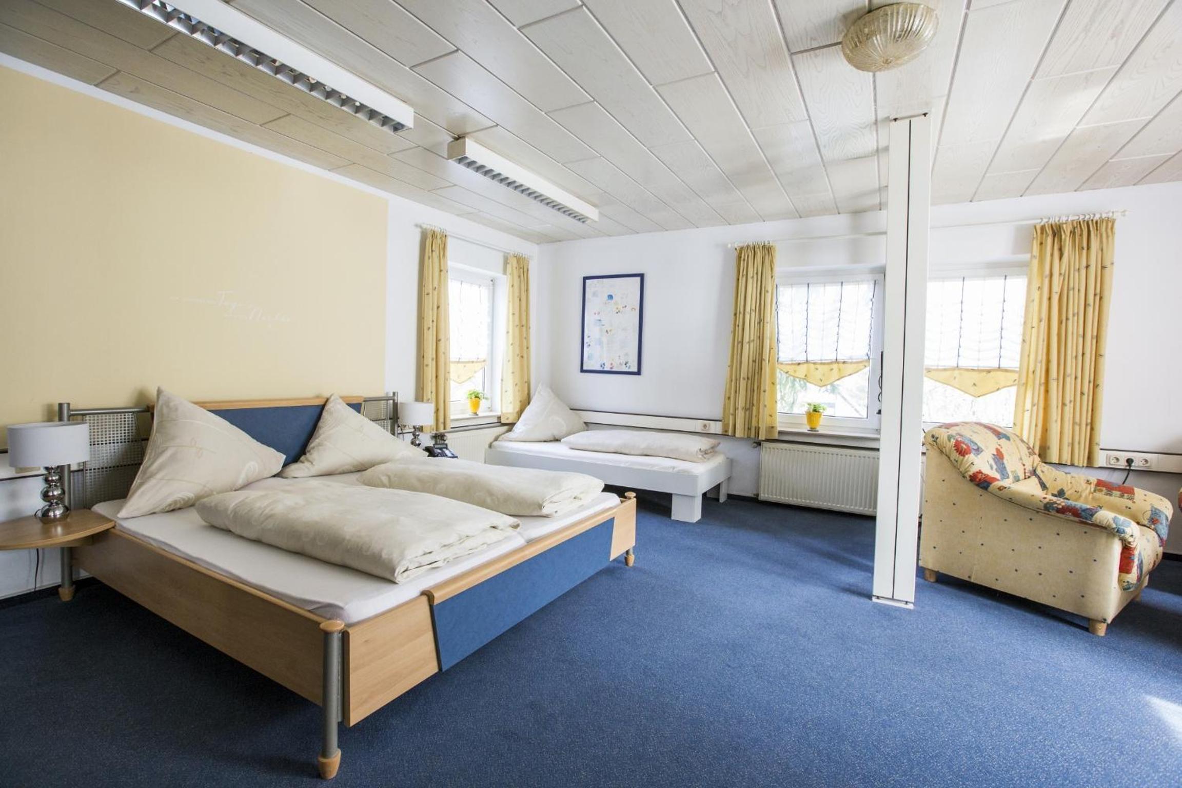 Triple Room - Photo 6