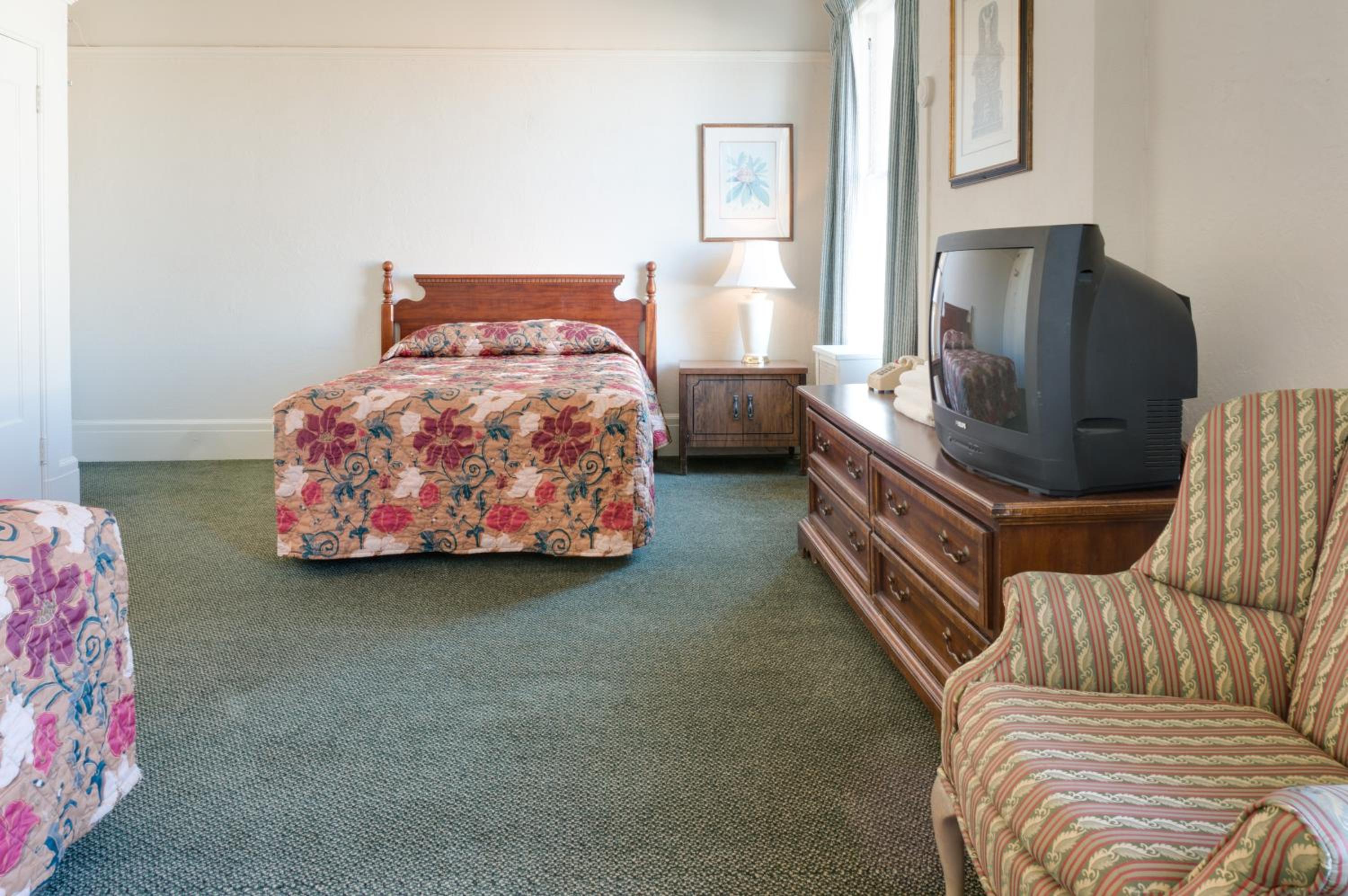 Family Suite - Photo 7