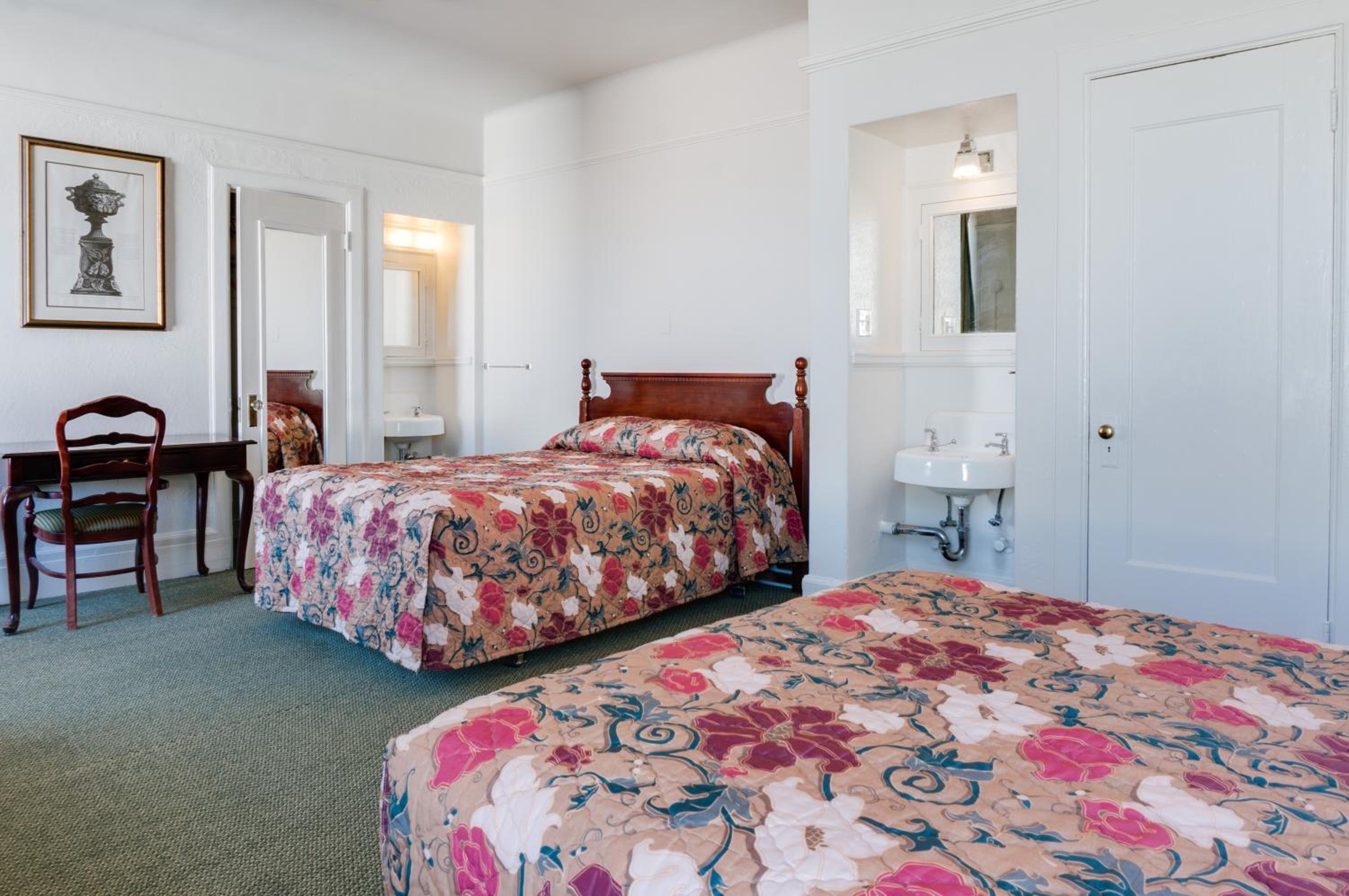 Family Suite - Photo 5