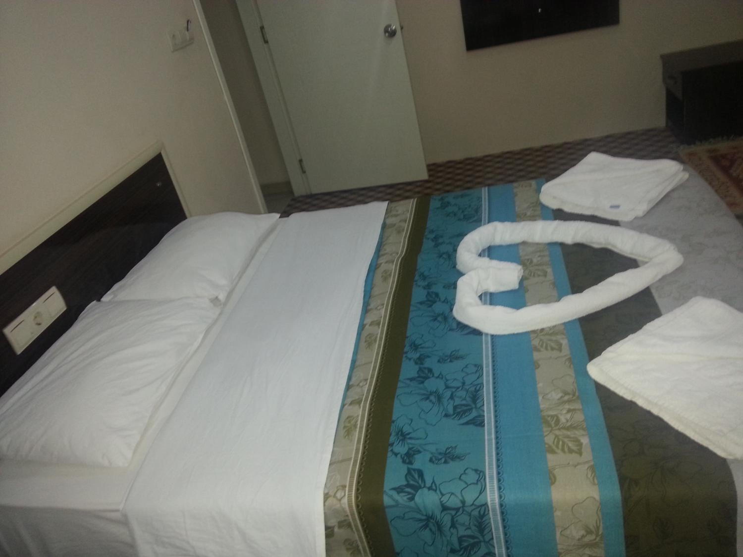 Deluxe King Room photo 3