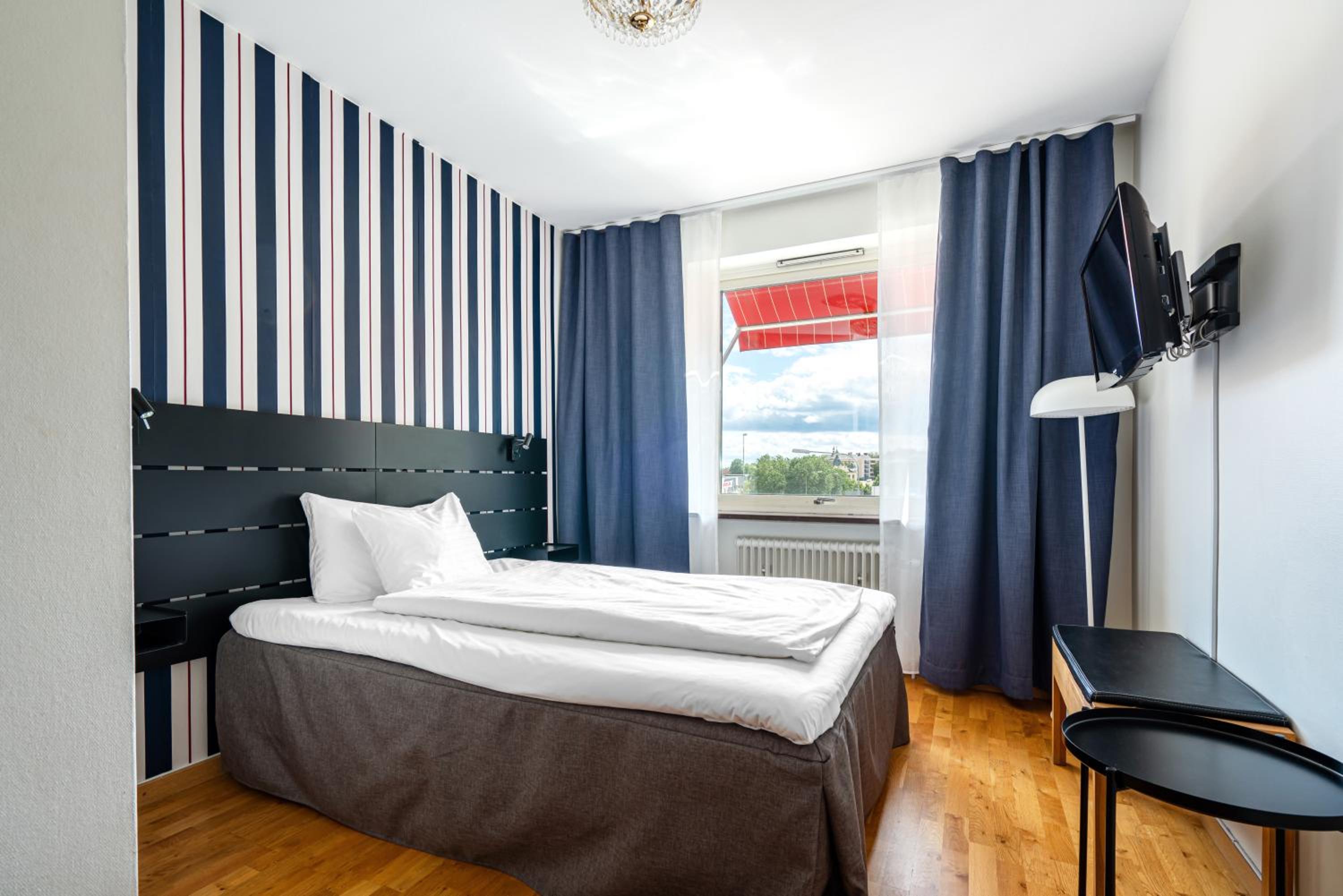 Small Double Room photo 3