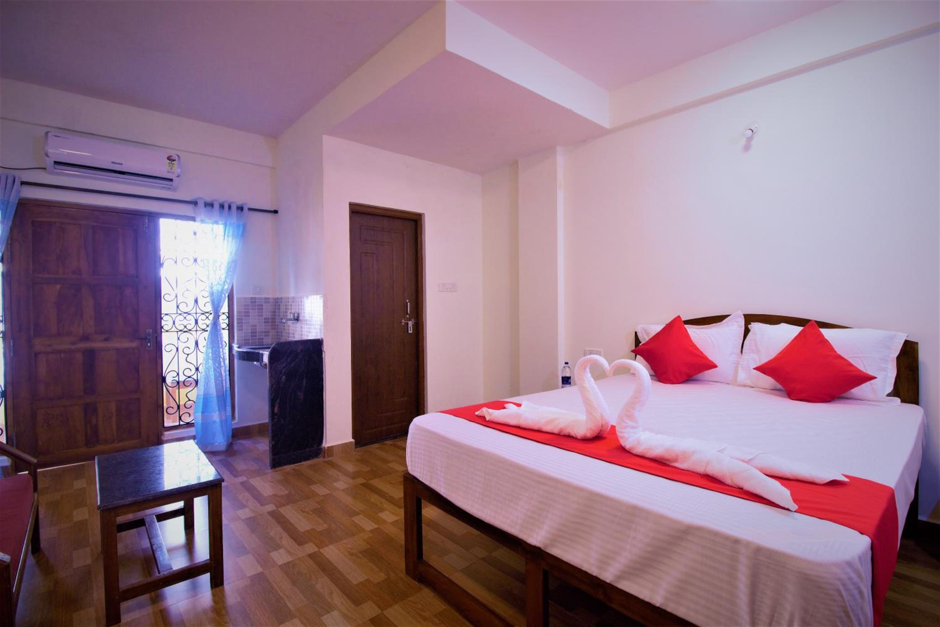 Double Room with Balcony photo 2